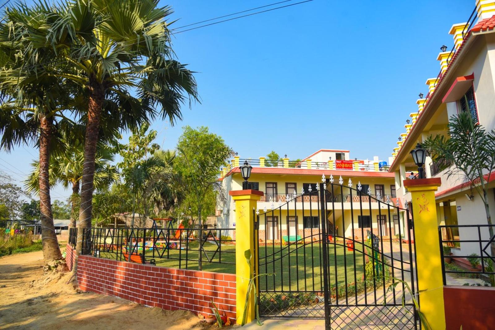 Resort Sanjhbati