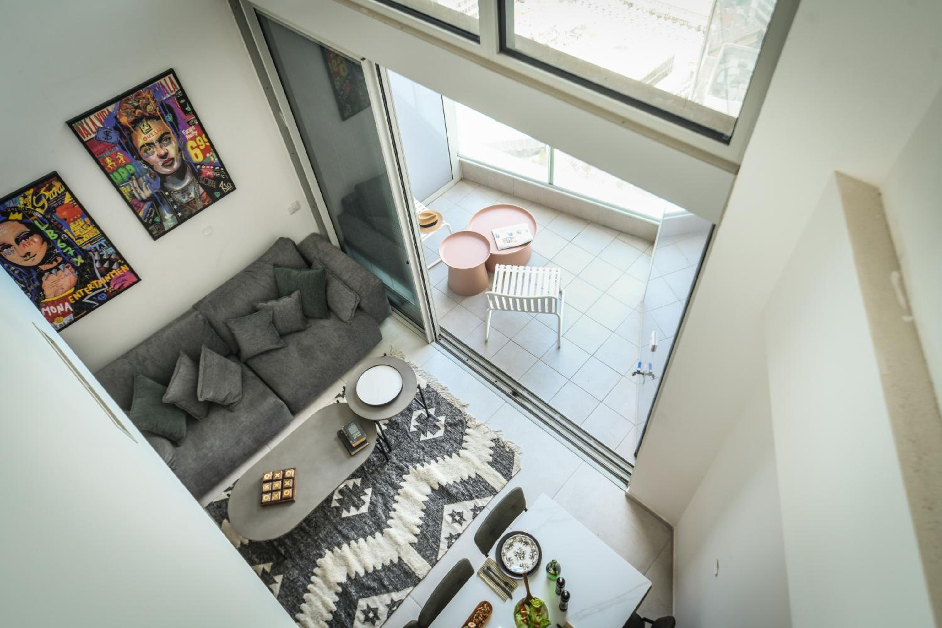 Luxury 3BR Duplex with Sea View in Tel-Aviv Center by Sea N' Rent view 3
