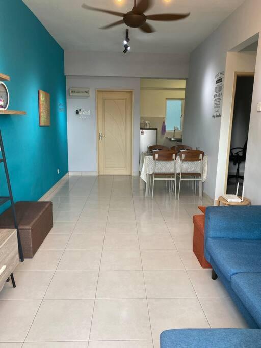 Cozy 3BR Apartment with Free Netflix photo 7
