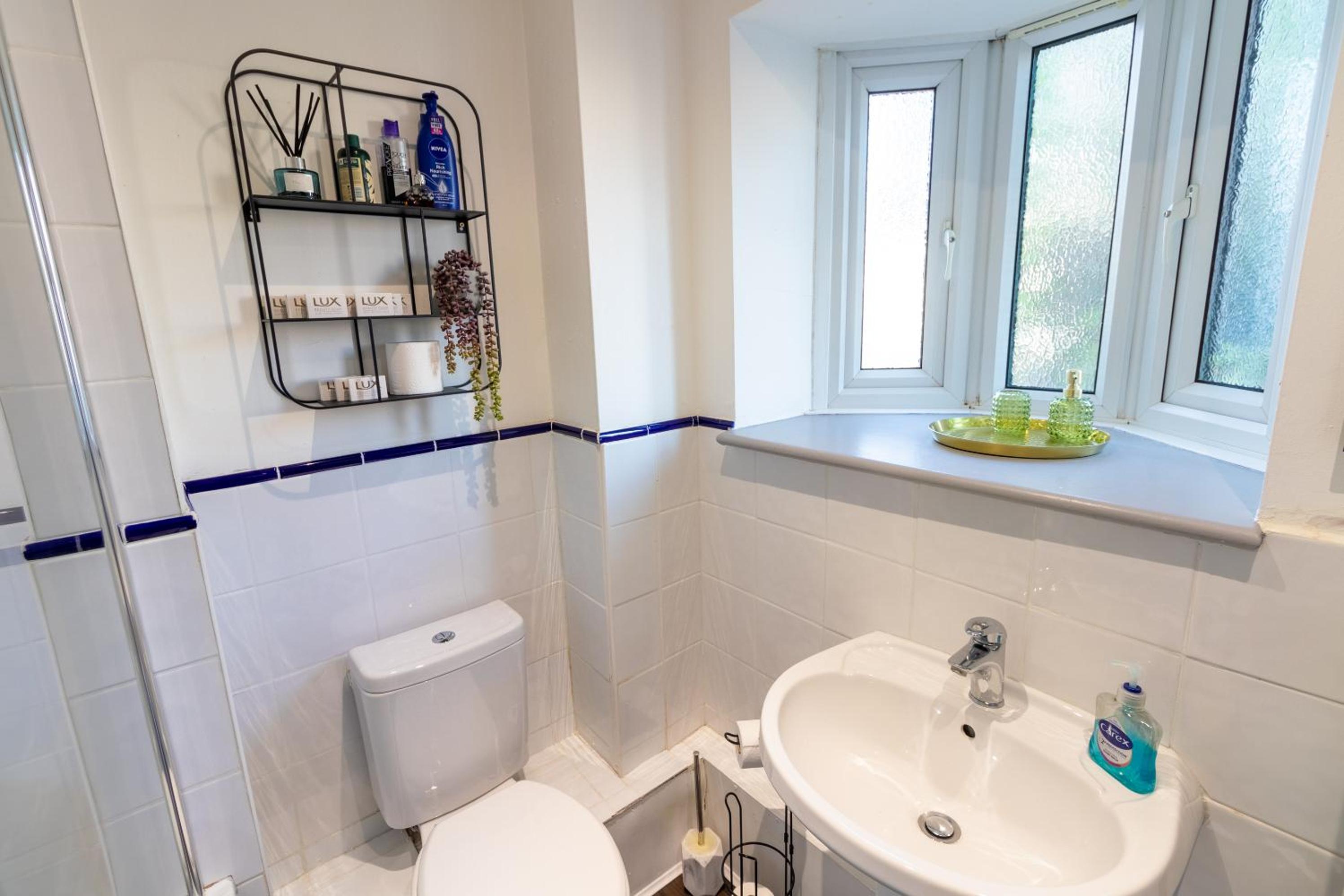 Spacious and light flat in Clapham