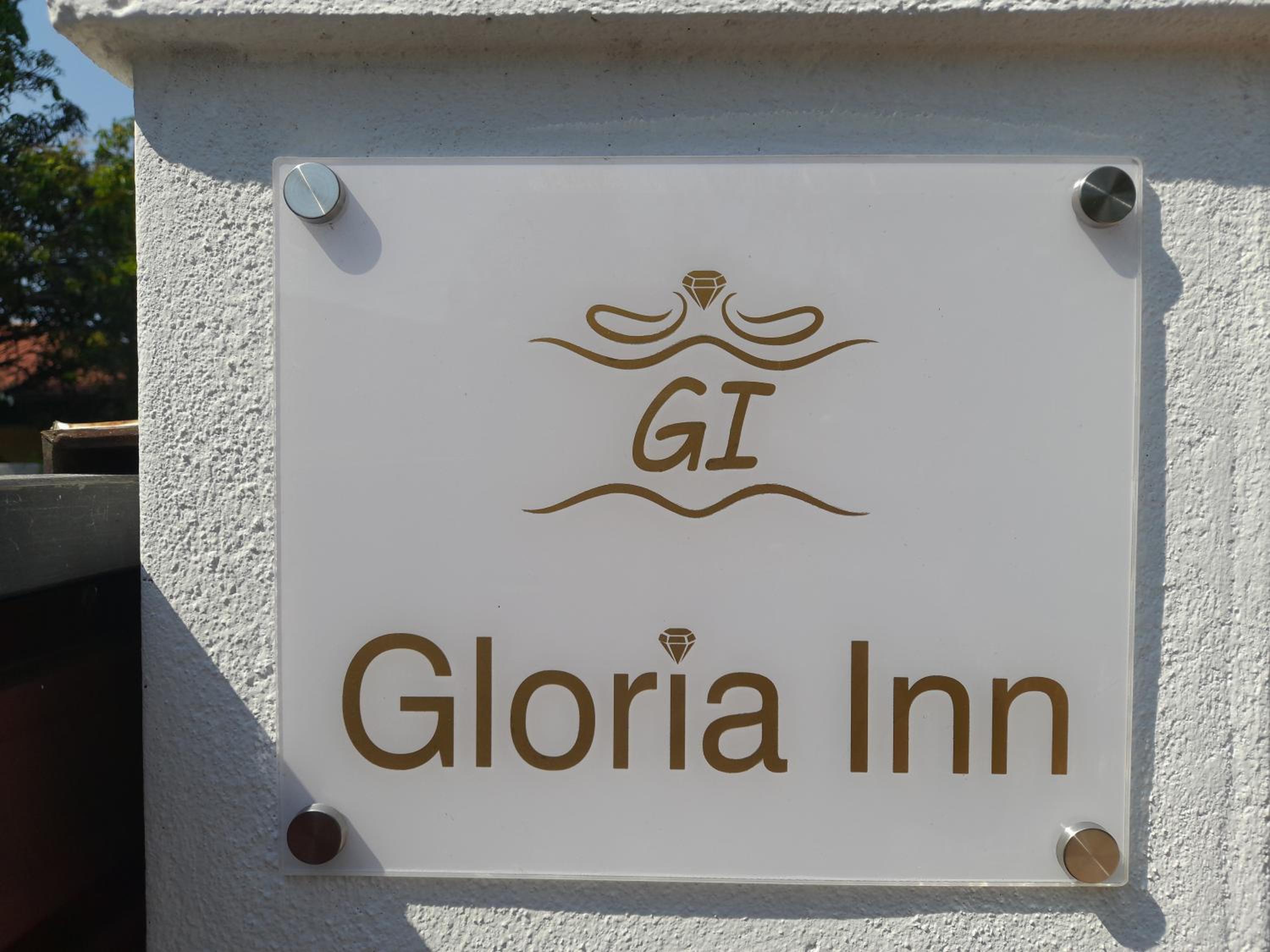 Gloria Inn