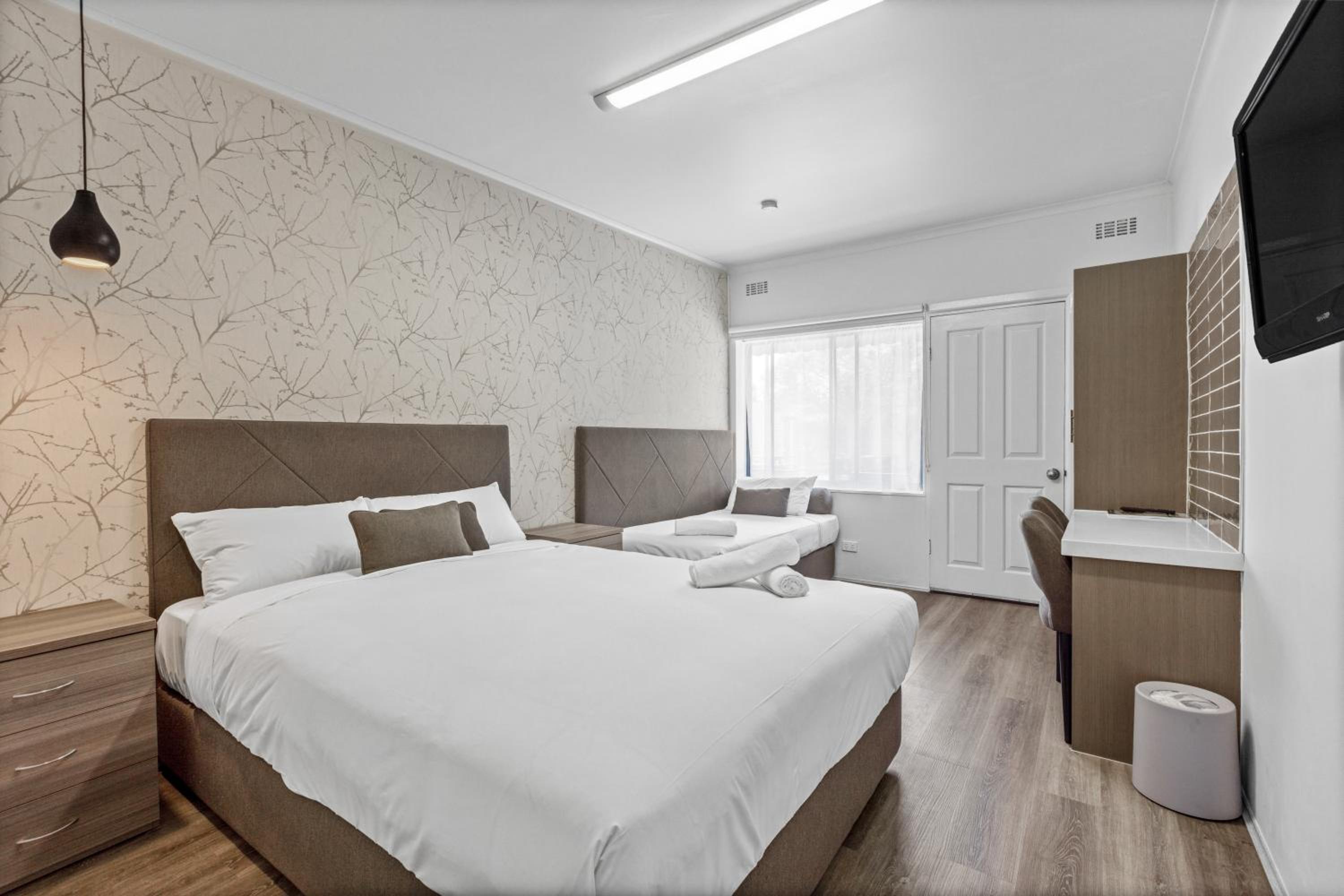 Rosebud Motel