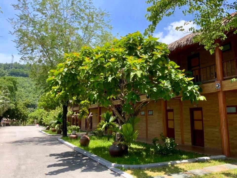 Hoa Binh Hotel