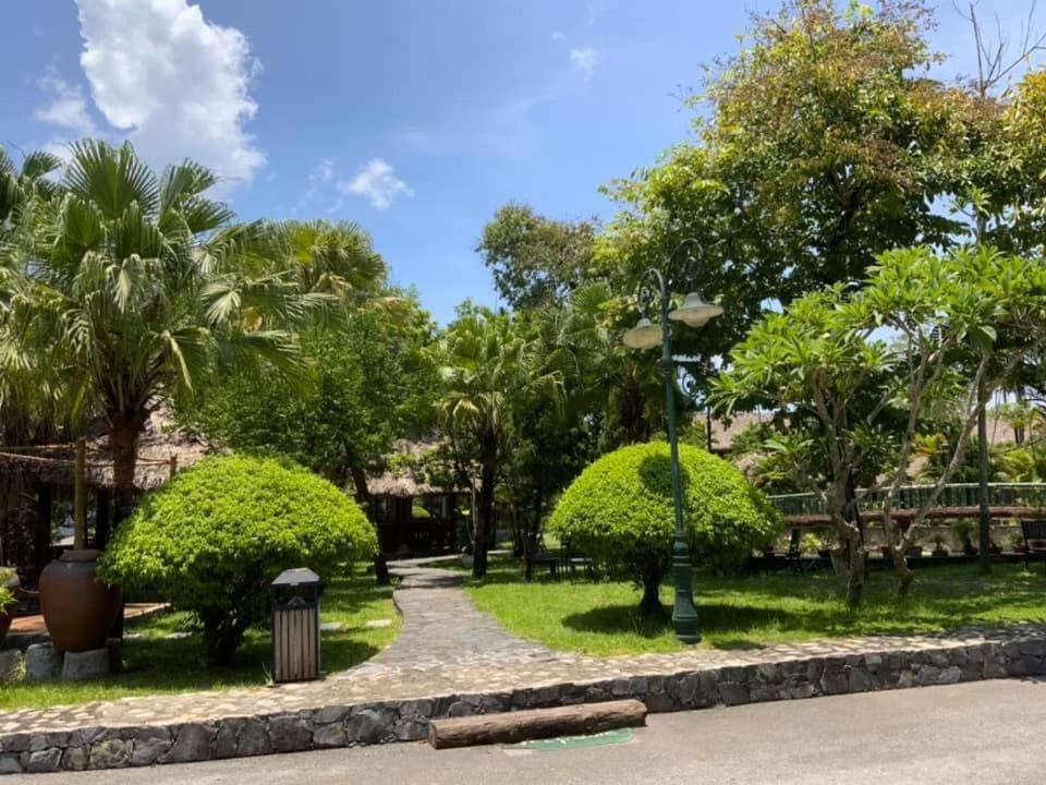 Hoa Binh Hotel