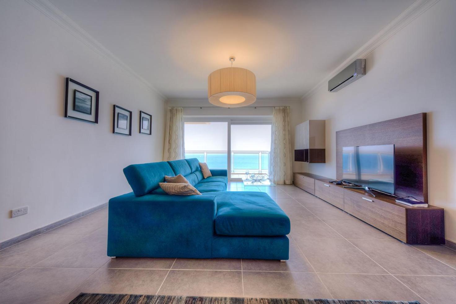 Seafront Luxury Apartment with Pool by Buena Vista view 3