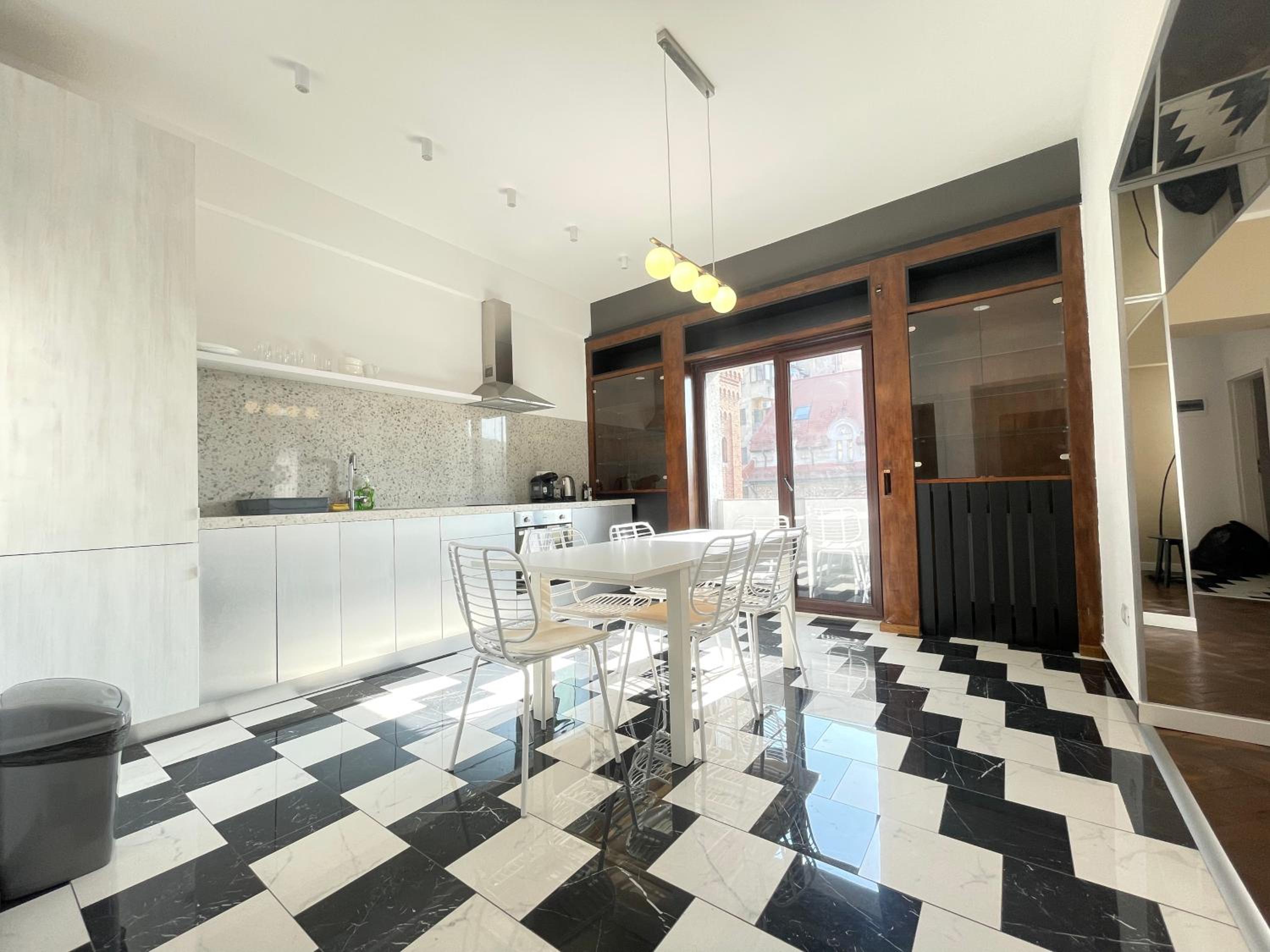 Elegant Two Bedrooms Apartment