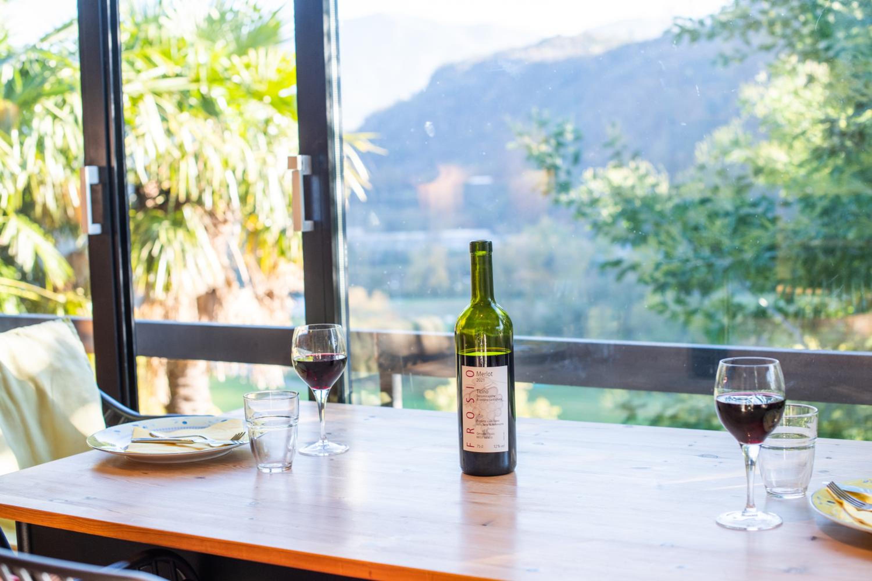 Casa Aries & Studio Aurora - mit Pool, in Cavigliano nur 8 km von Ascona und Locarno entfernt
