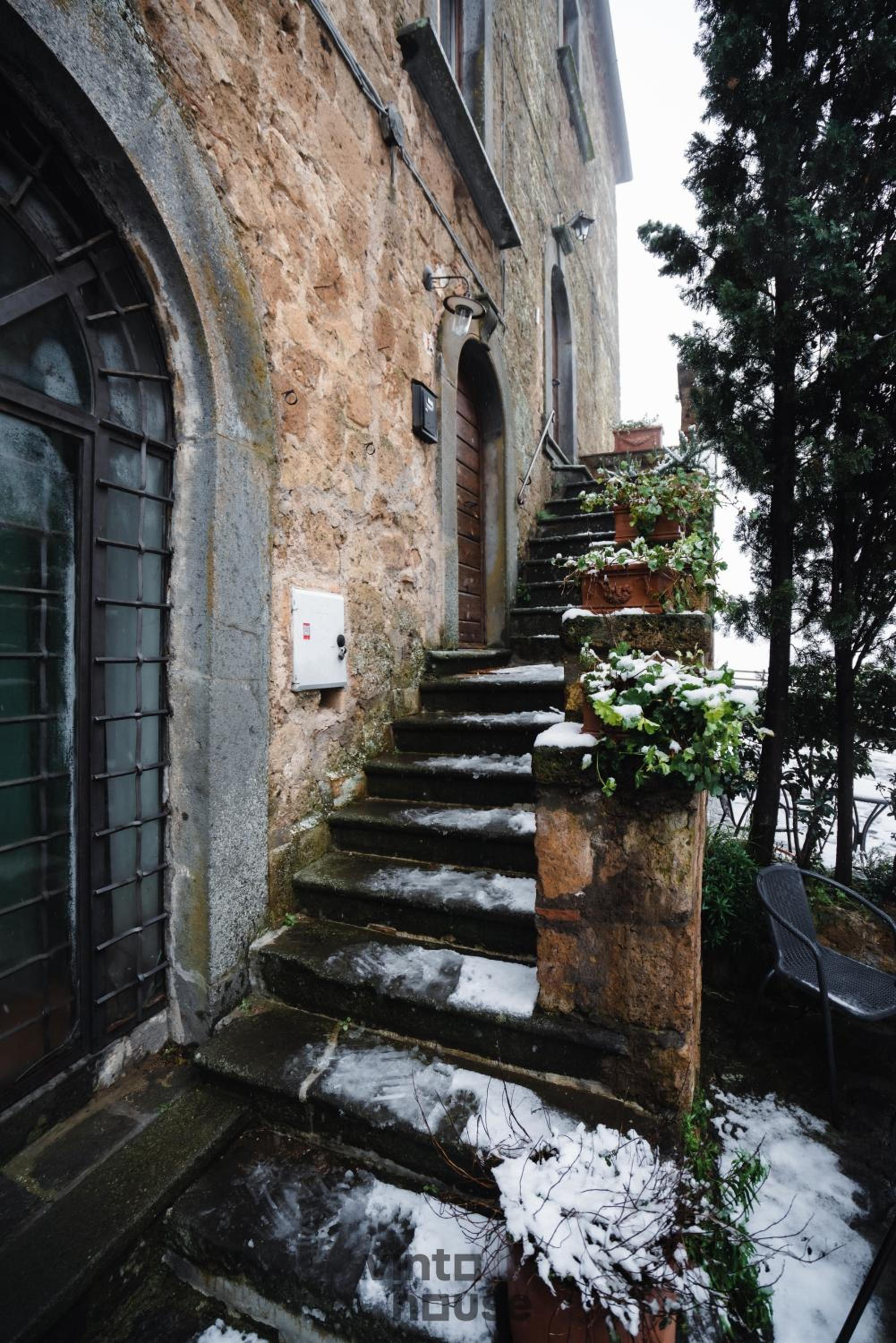 Libera Mente Civita view 3