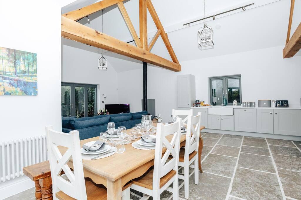 The Oak - Brand new countryside 2 bedroom annex