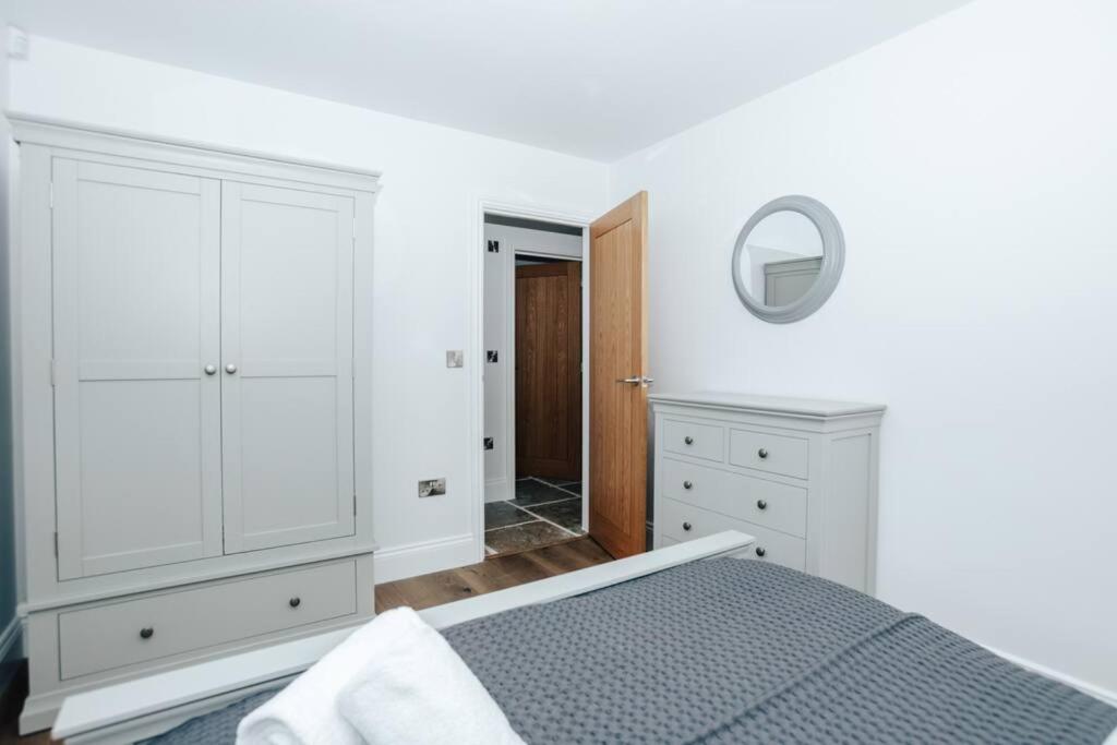 The Oak - Brand new countryside 2 bedroom annex