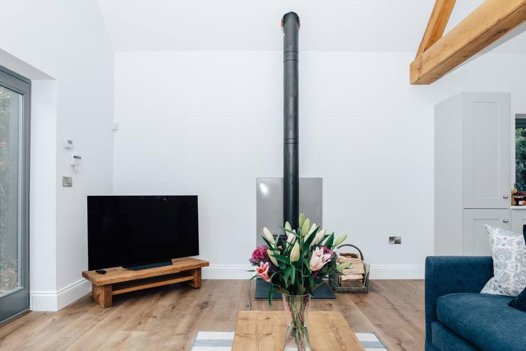The Oak - Brand new countryside 2 bedroom annex