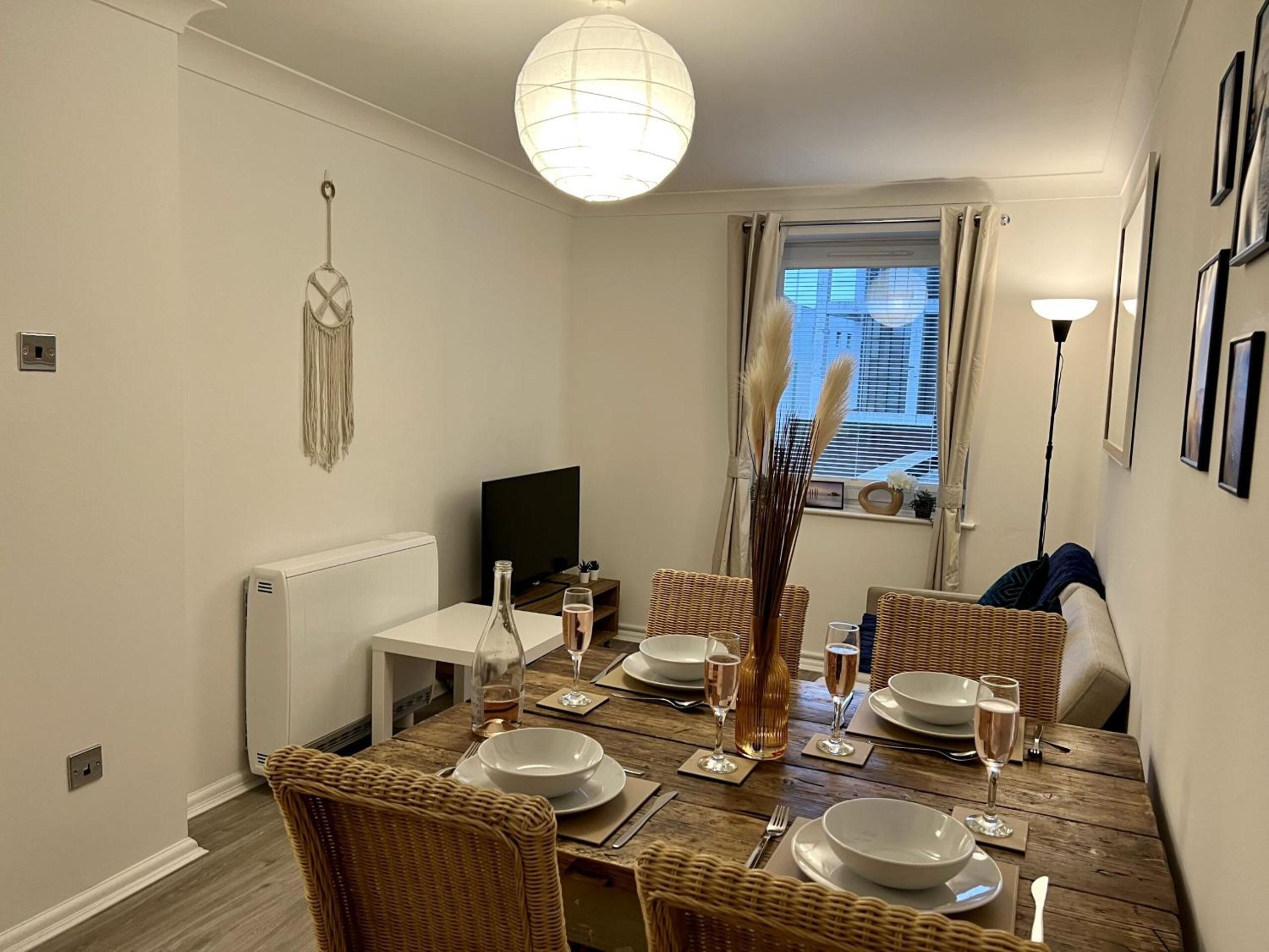 Charming 1BR Next to The Lanes by Sullivan Stays view 3