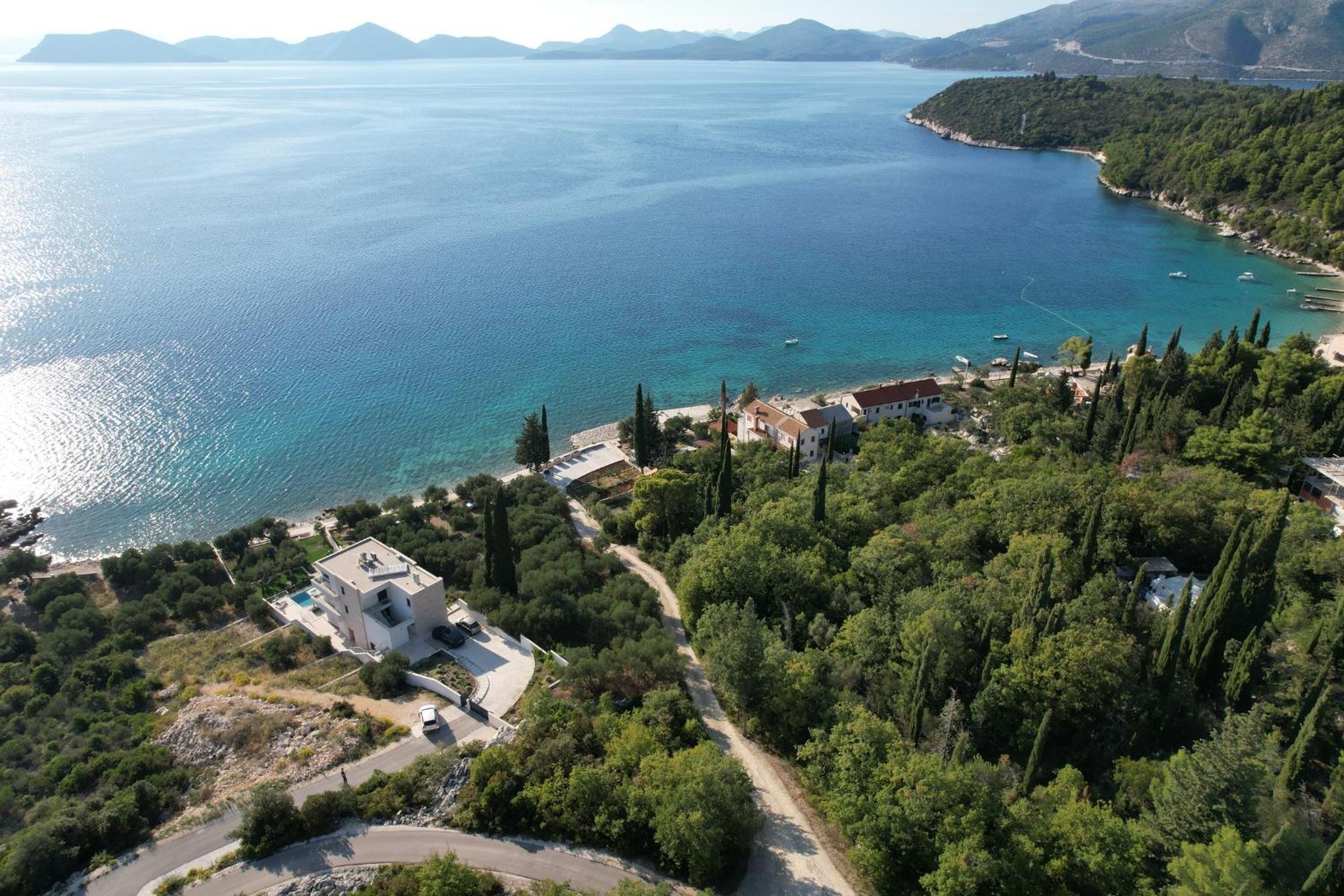 Hedera Estate, Villa Hedera XV view 4
