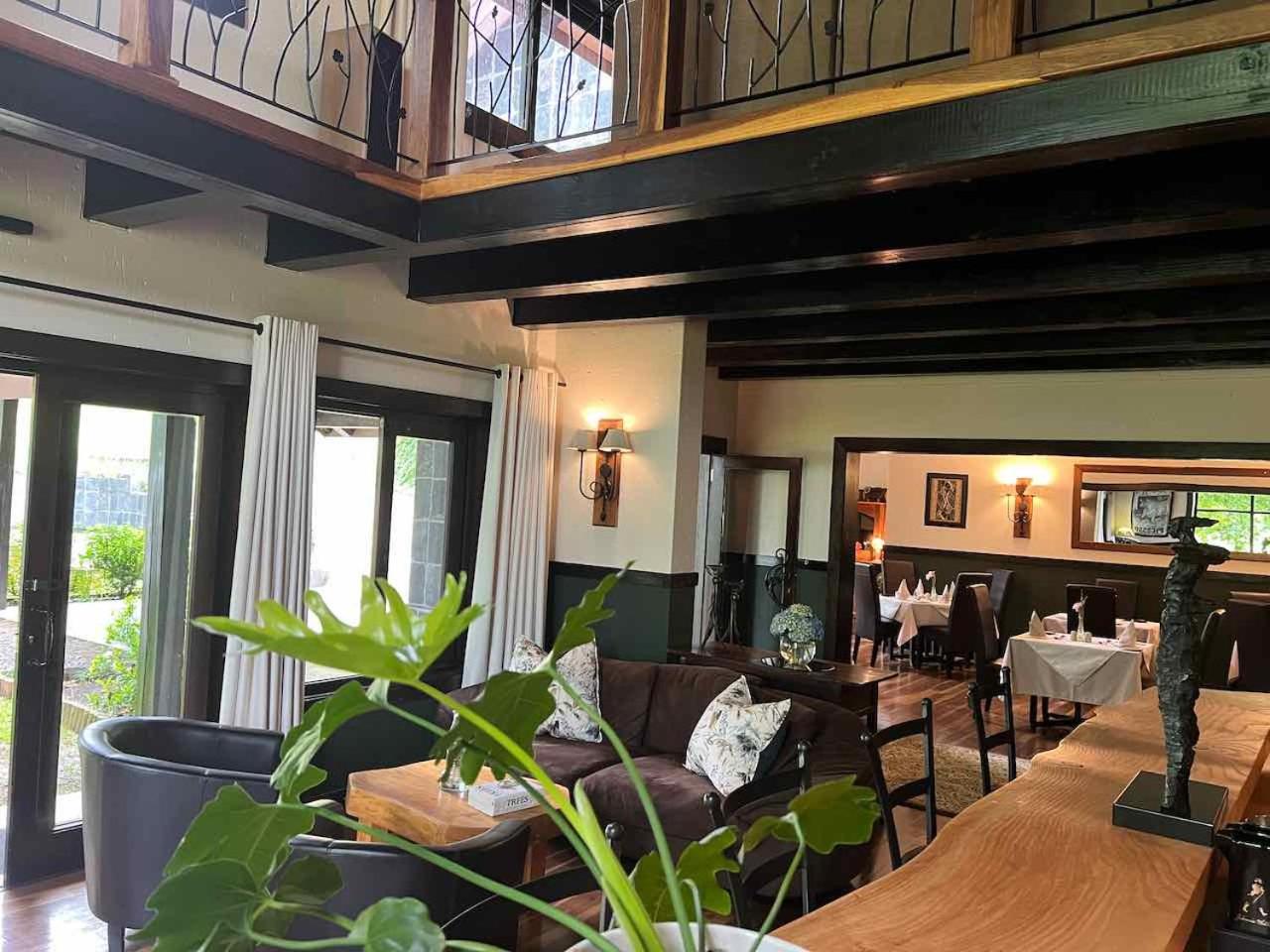 Malachite Manor