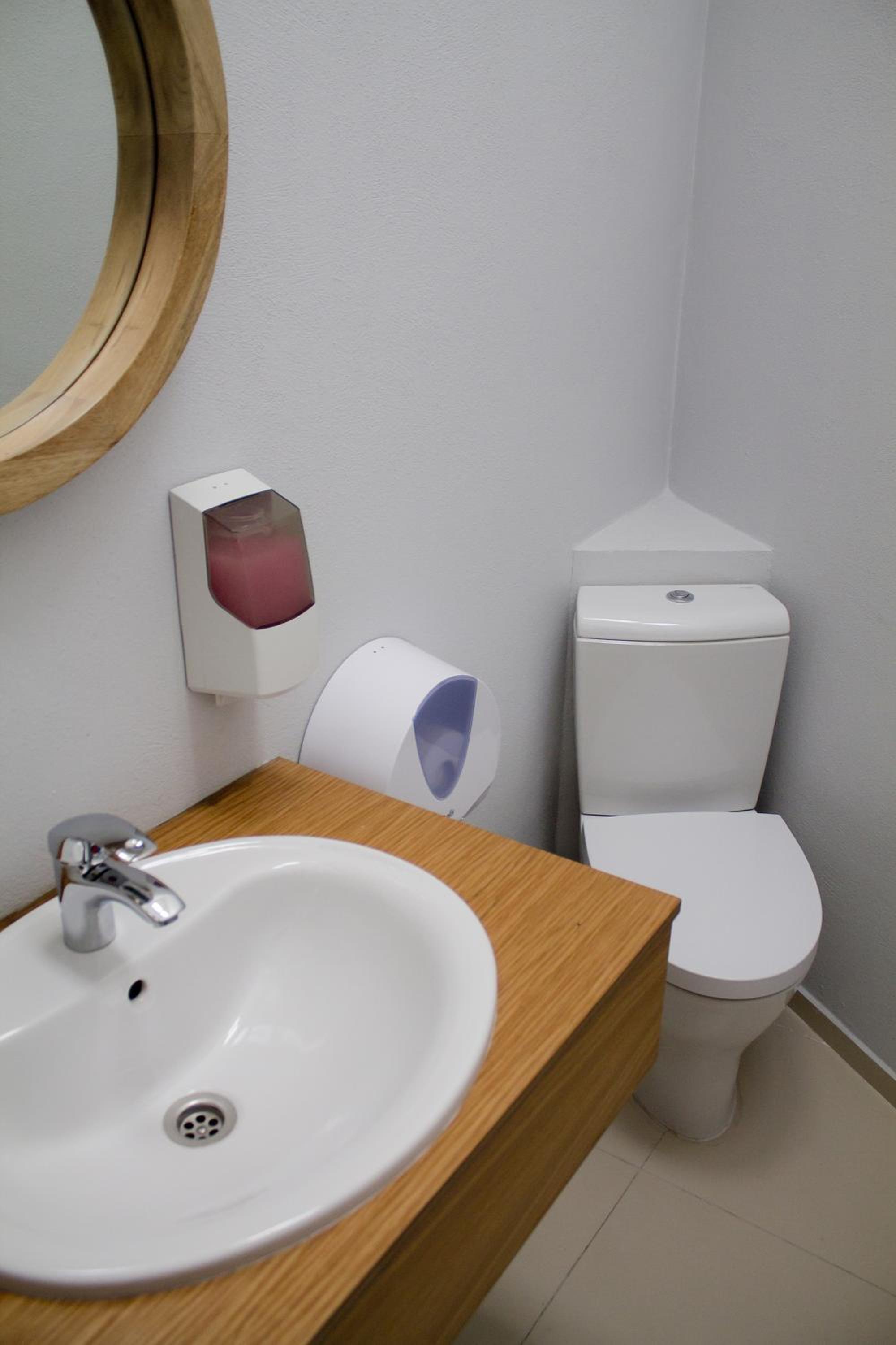 WW Hostel & Suites — photo 51