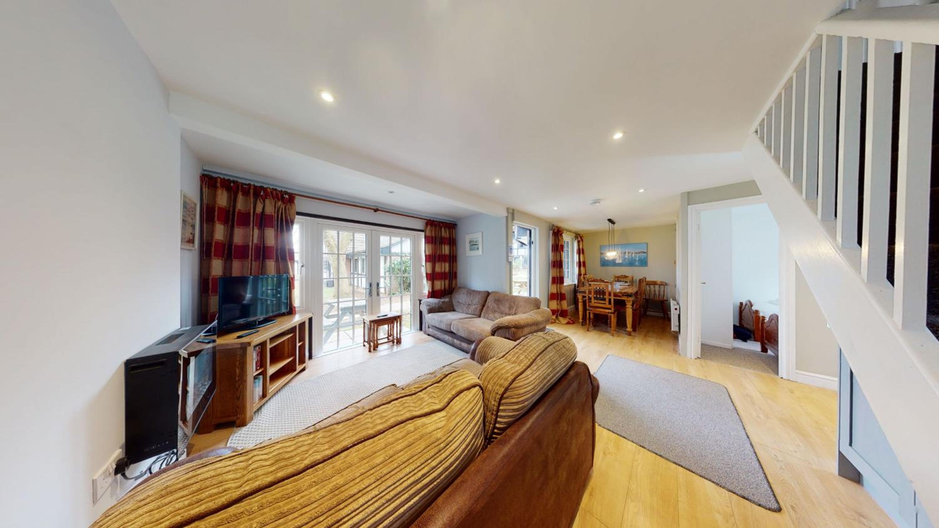 25 Tudor Court, Tolroy Manor view 4