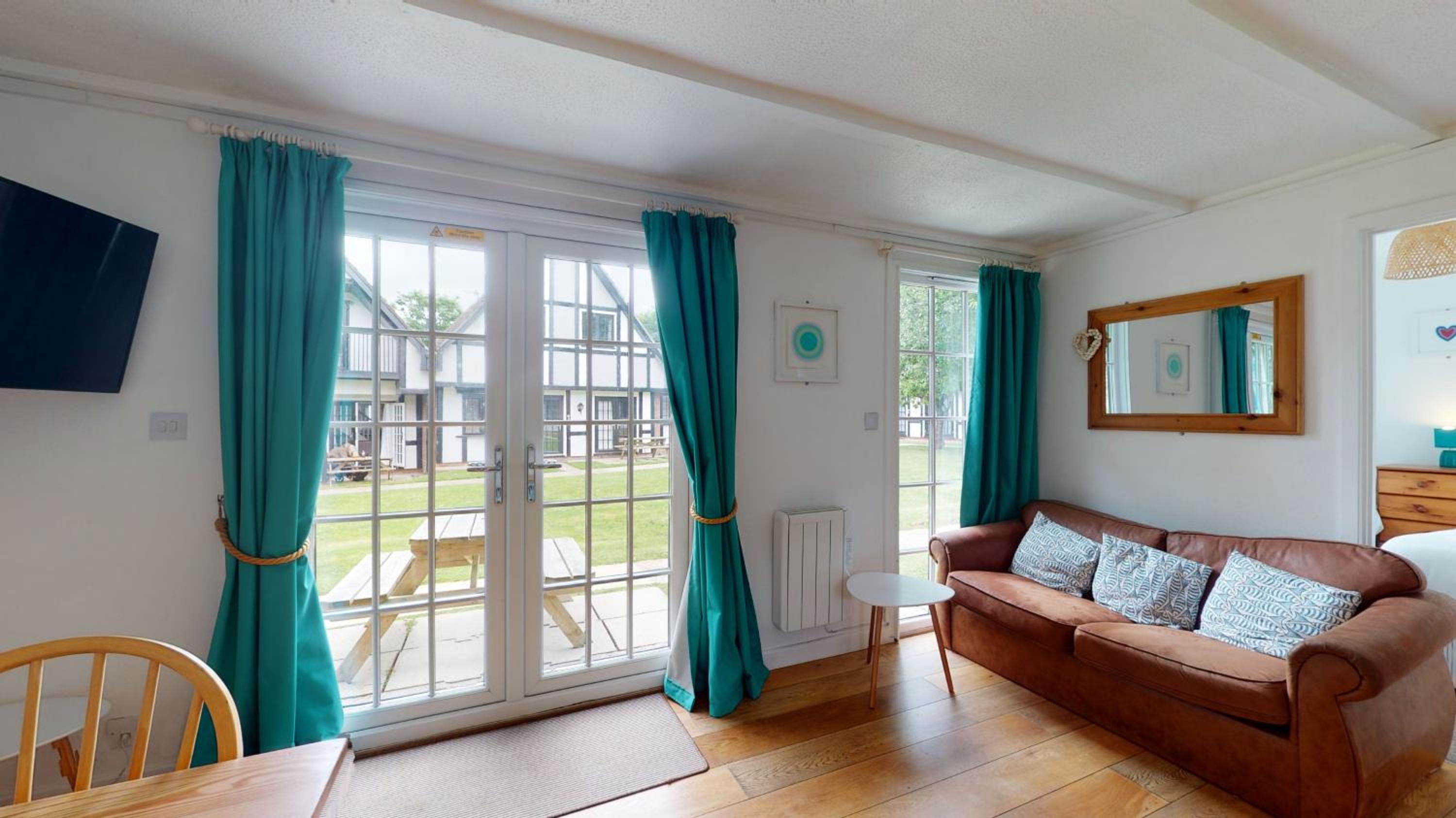 31 Tudor Court, Tolroy Manor view 4