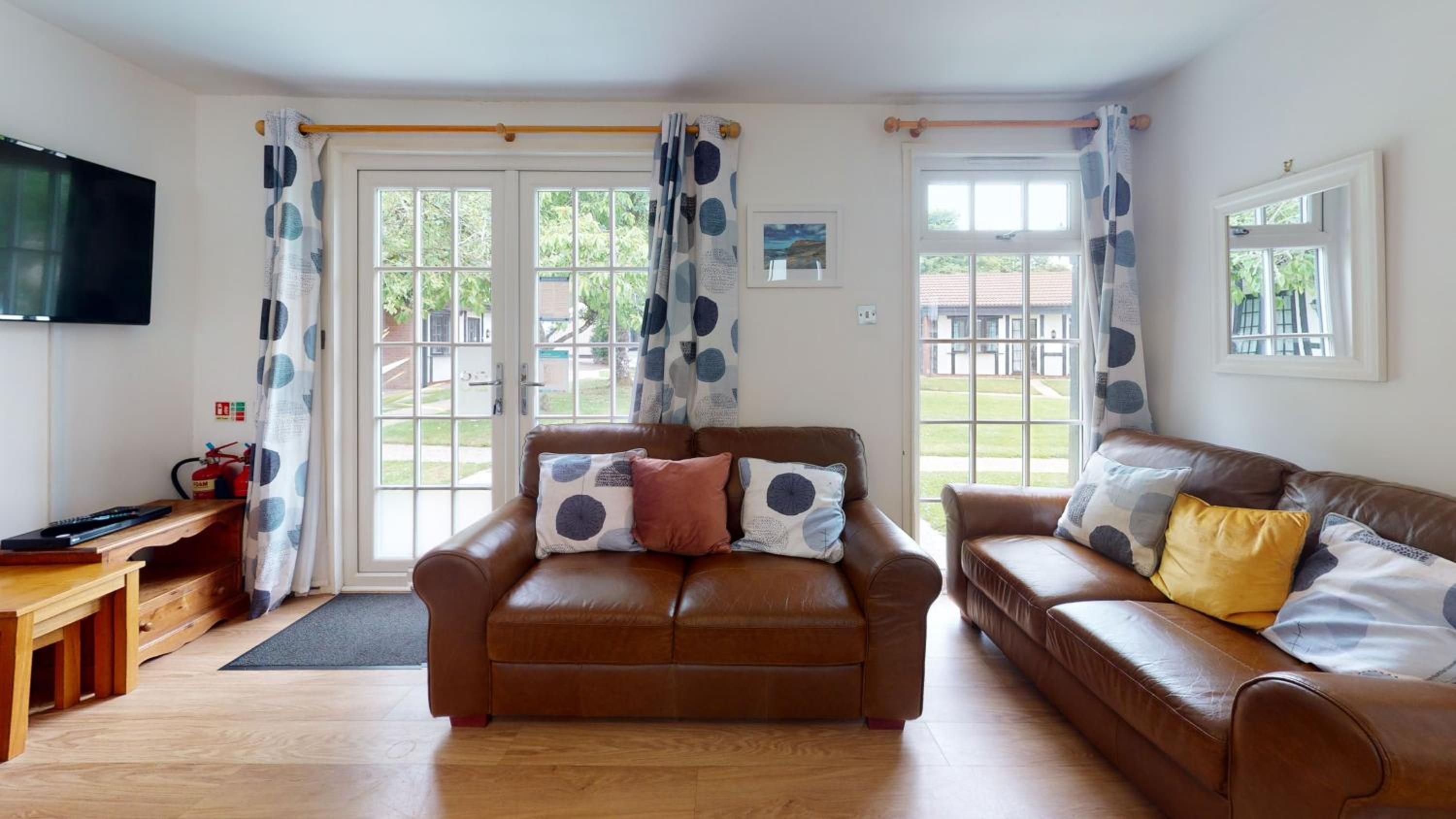 28 Tudor Court, Tolroy Manor view 2