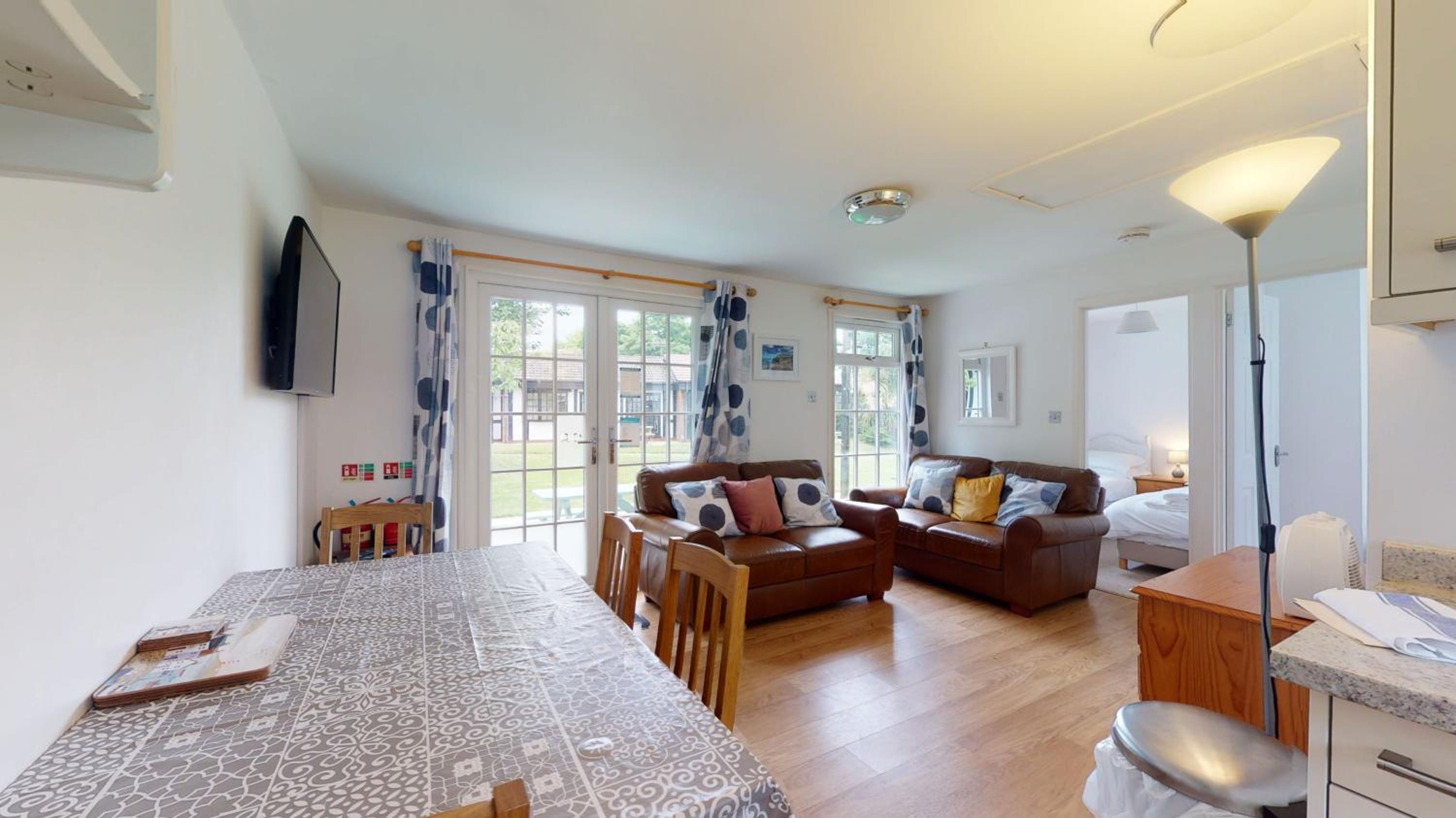 28 Tudor Court, Tolroy Manor view 5