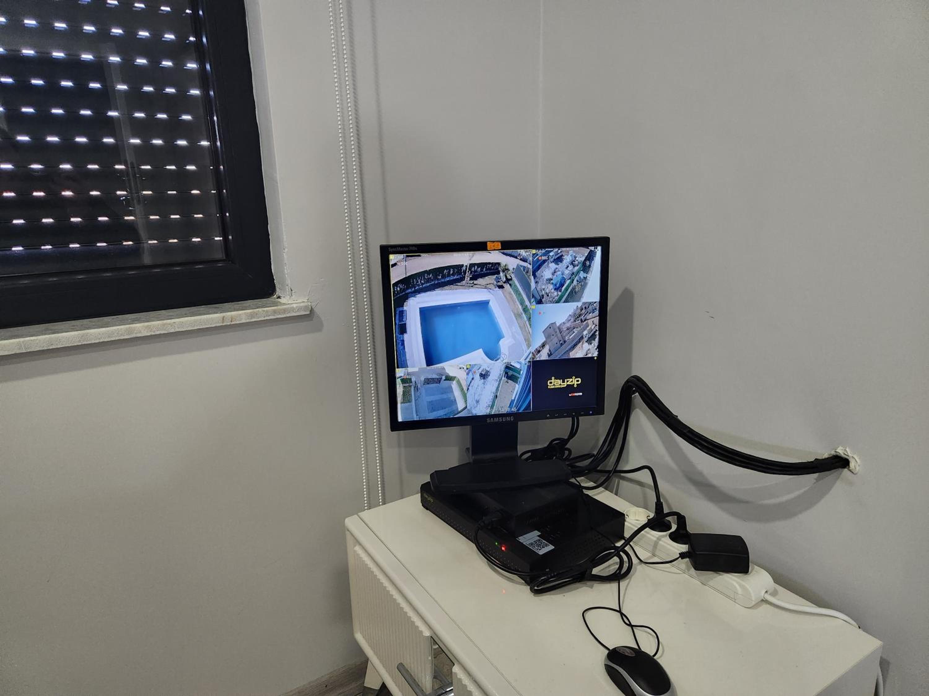 Photo 26