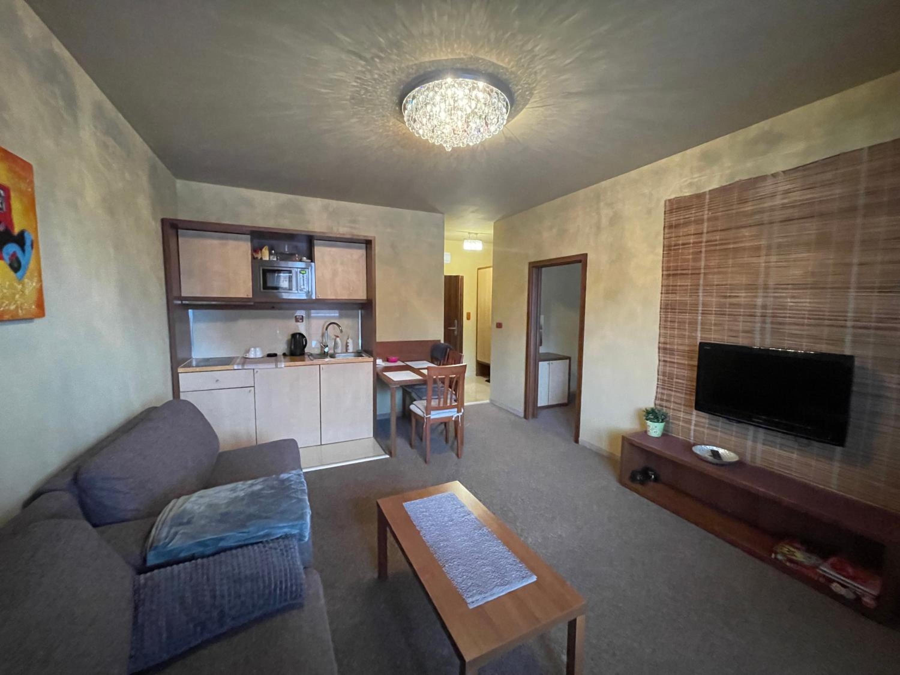 Comfortable One-Bedroom Apartment TATRAGOLF view 4