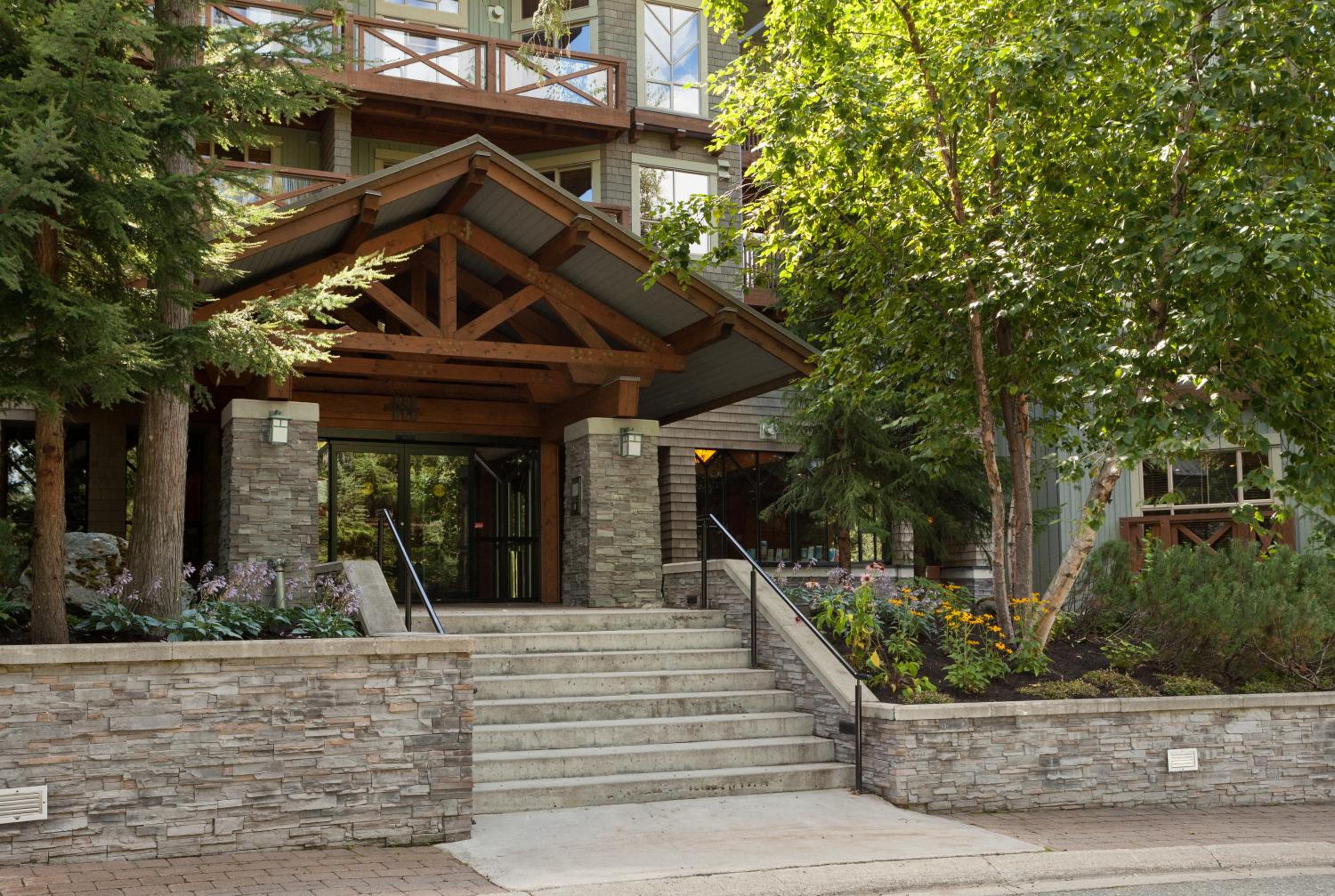 Hotel Horstman House by Whistler Premier - Image 1