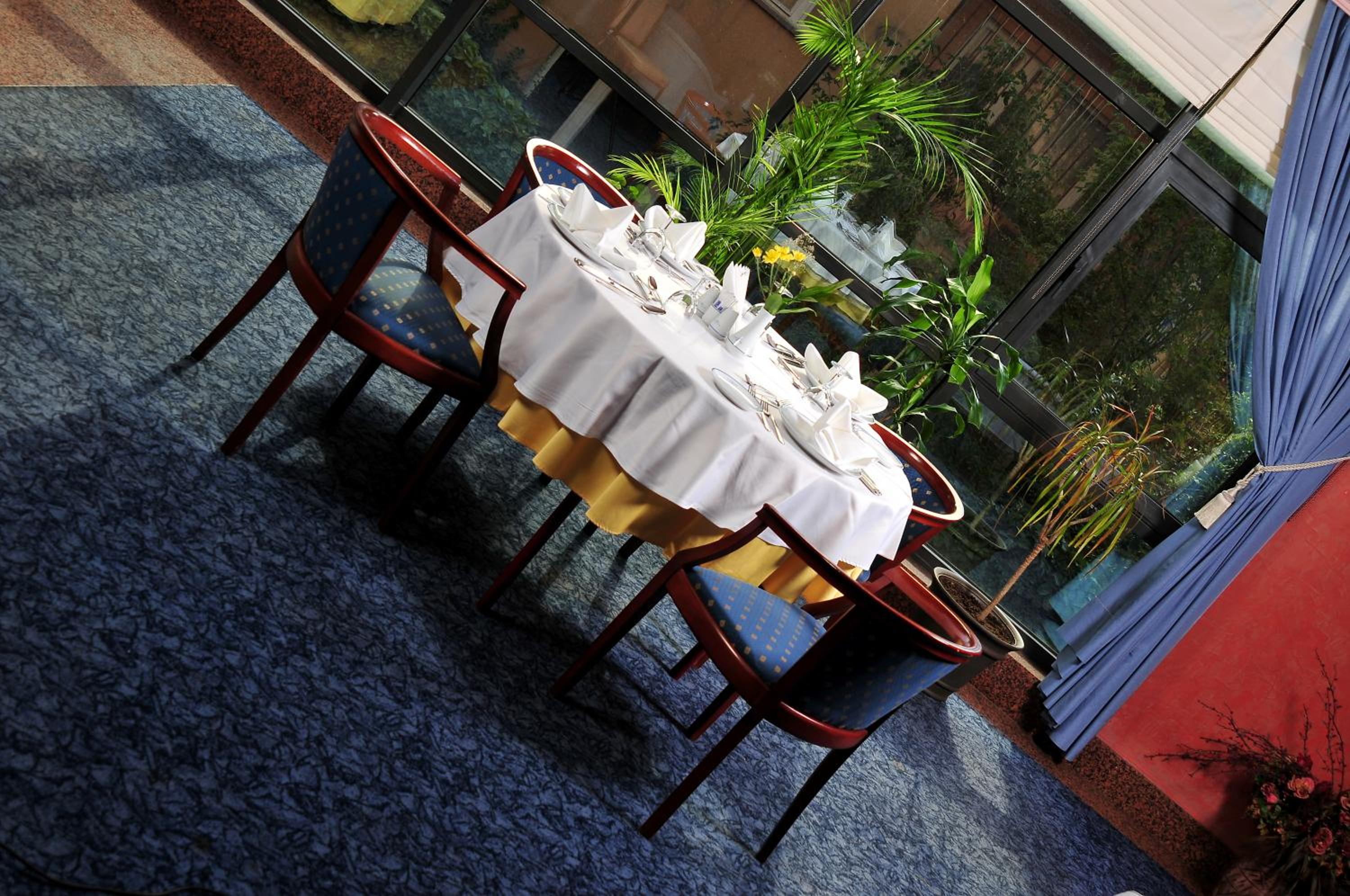 Class Hotel - Image 31