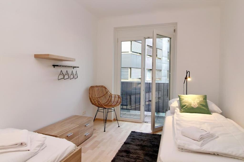 Graz central Penthouse Style Apt