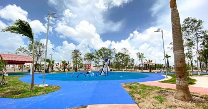 Cancún Smart House with pool & AquaPark