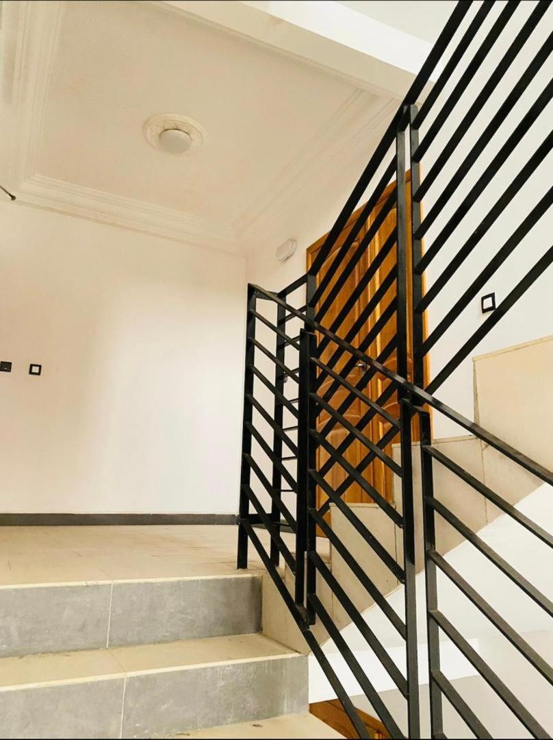 Kolyséhome -Studio, bonamoussadi carrefour eto’o