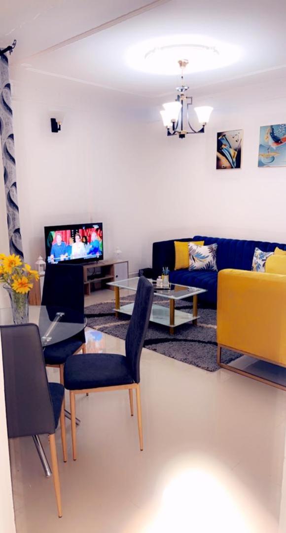 Kolyséhome -Studio, bonamoussadi carrefour eto’o