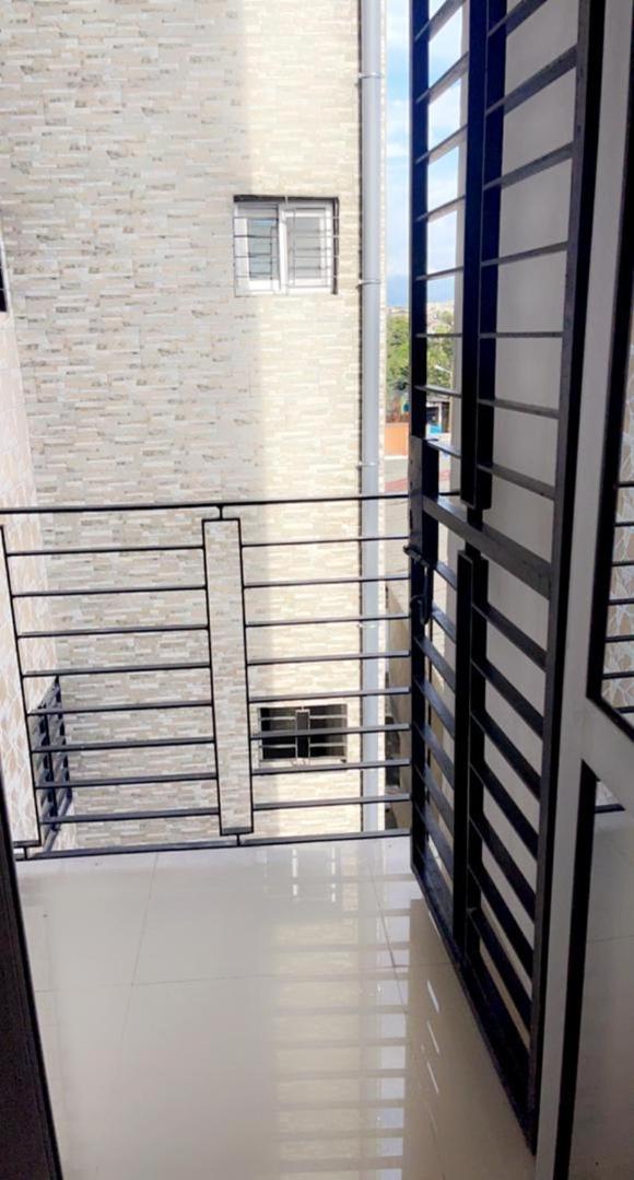 Kolyséhome -Studio, bonamoussadi carrefour eto’o