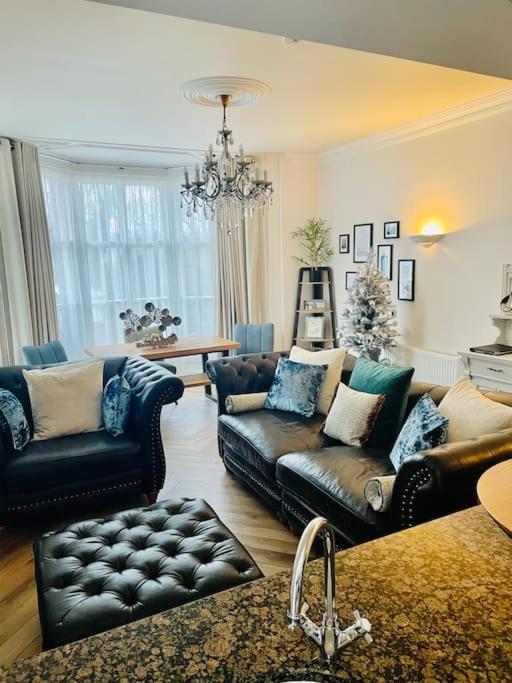 Whitehall, Thomas Turnbull Flat 3 Beautiful apartment in Georgian House