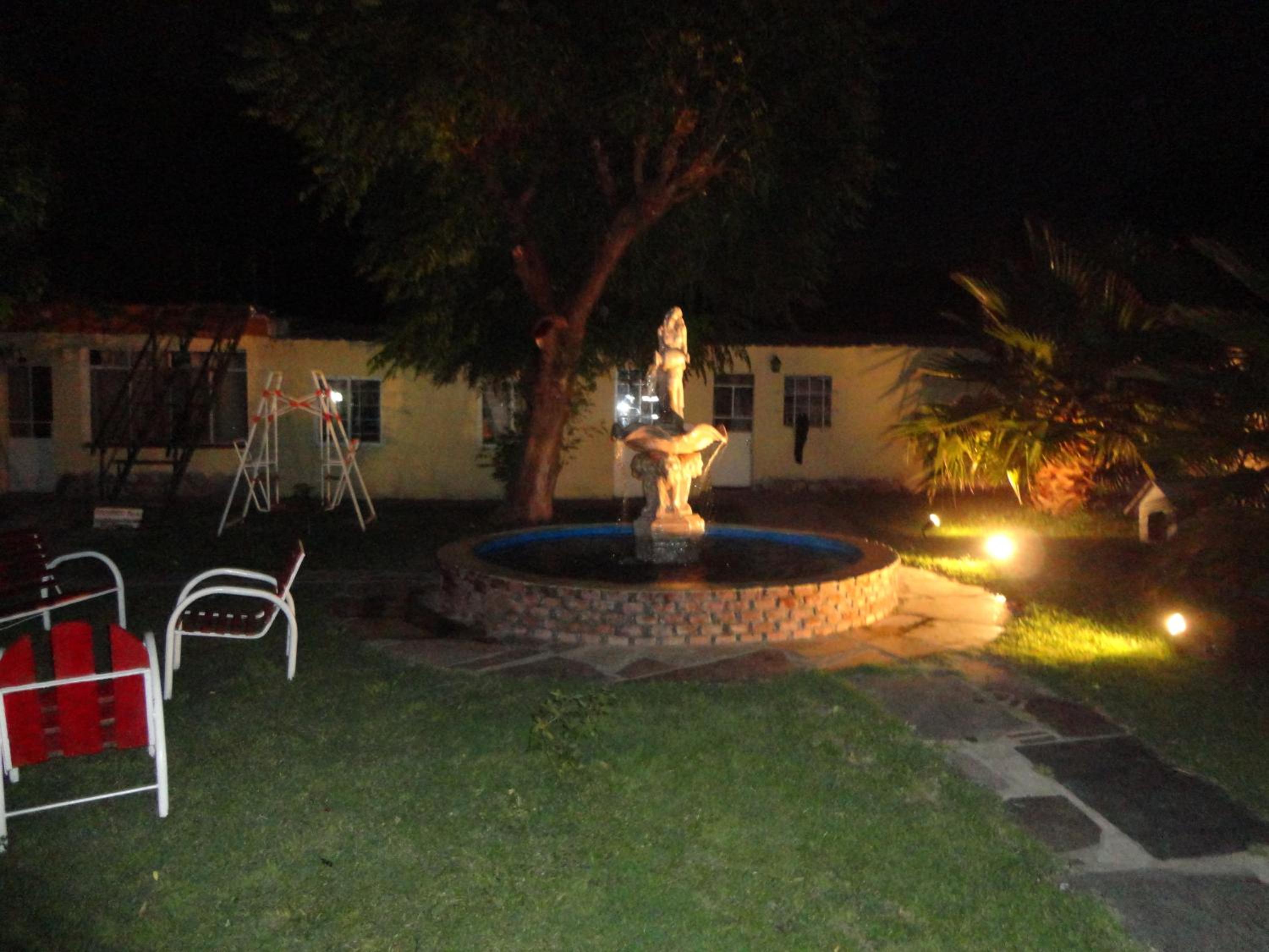 Valle De Las Sierras Hotel