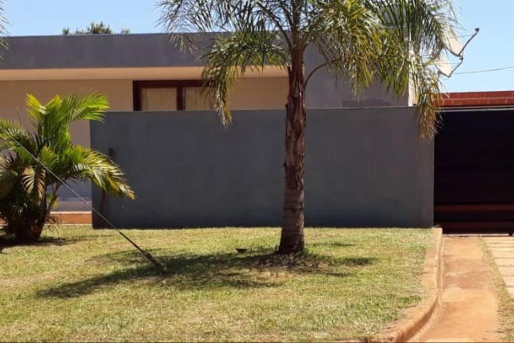 Casa moderna estilo minimalista muy luminosa
