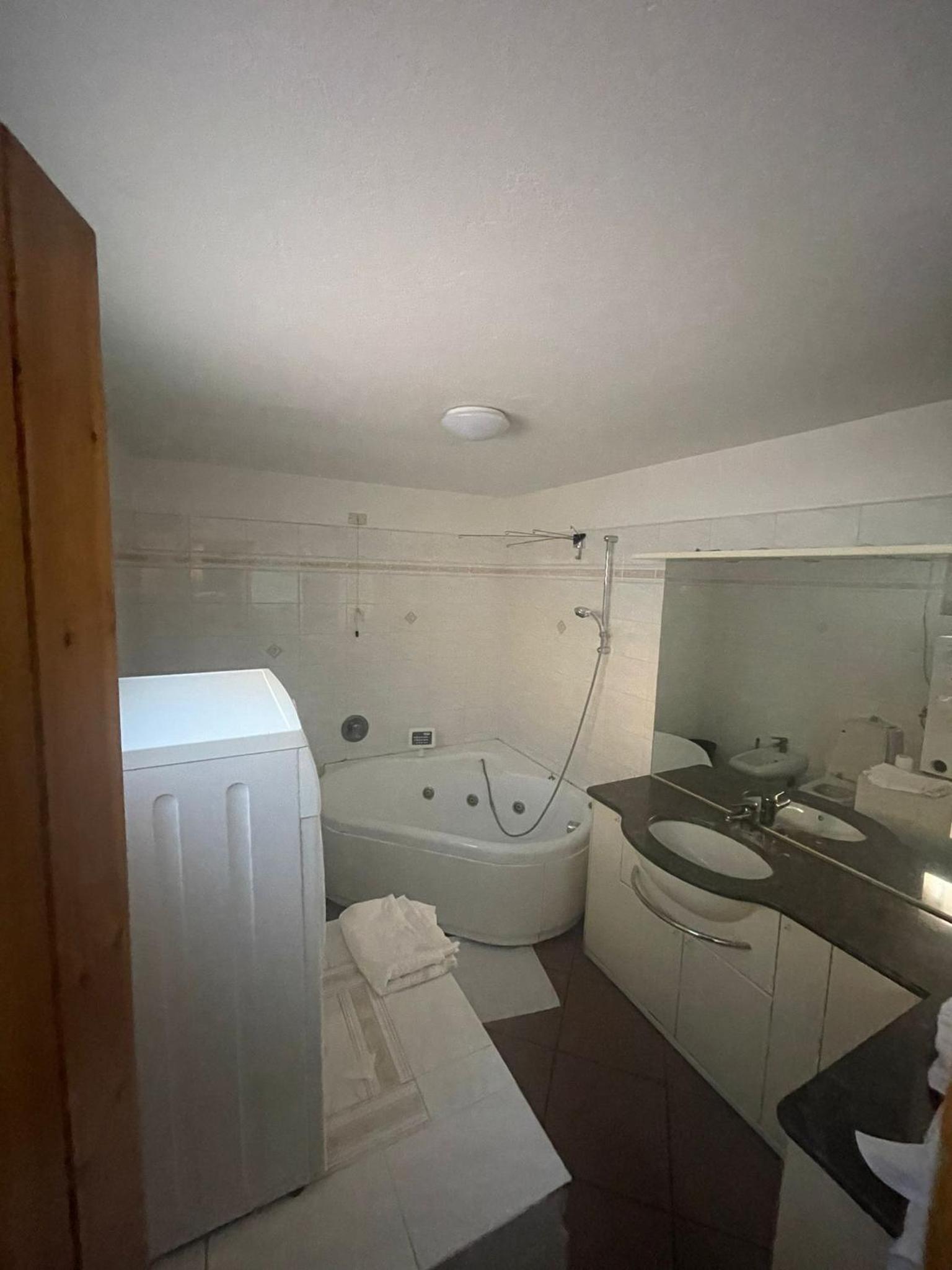 Piana, Bologna by Short Holidays