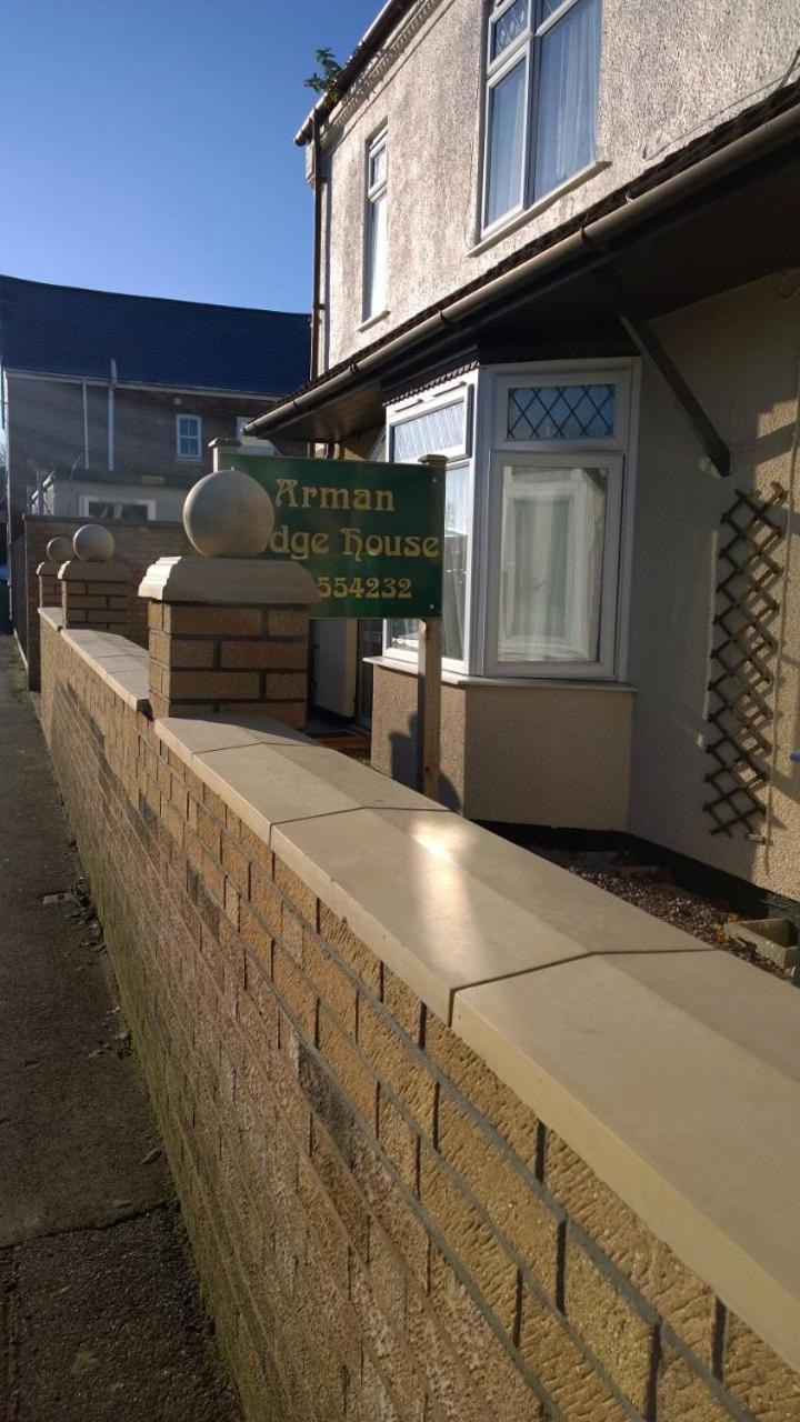 Arman Lodge House