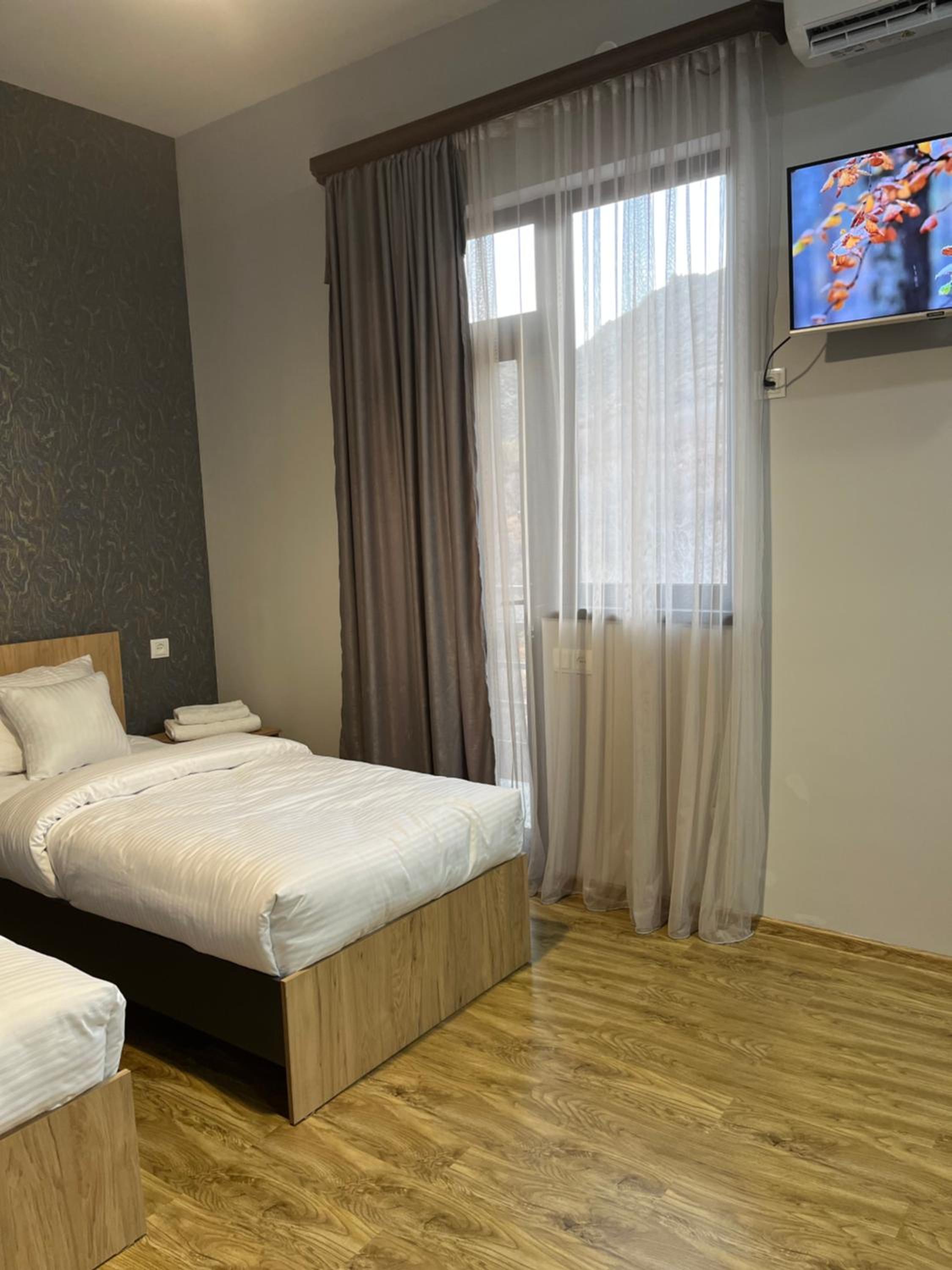 NAREMA FAMILY HOTEL MEGHRI