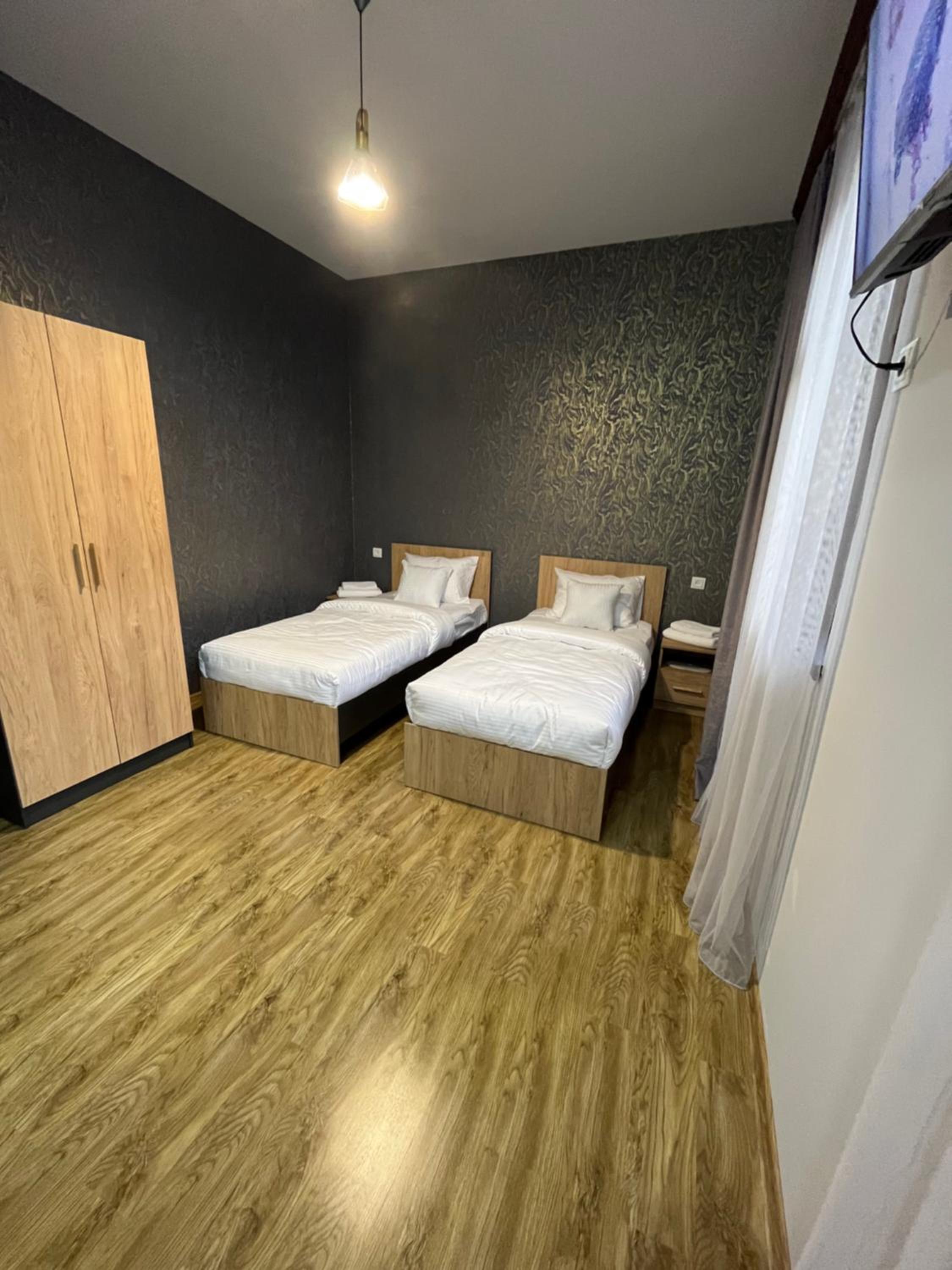 NAREMA FAMILY HOTEL MEGHRI