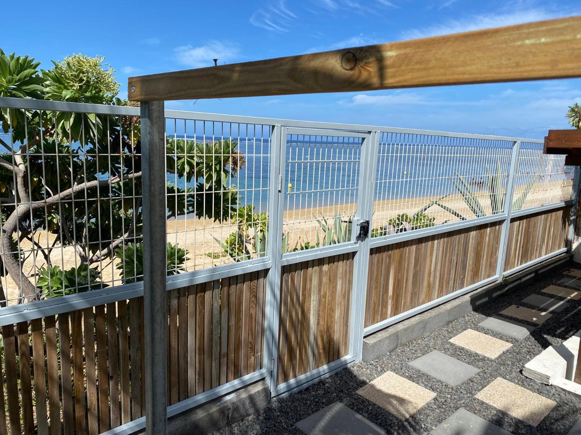 Bungalow Paille en queue sur la plage de La Saline view 2