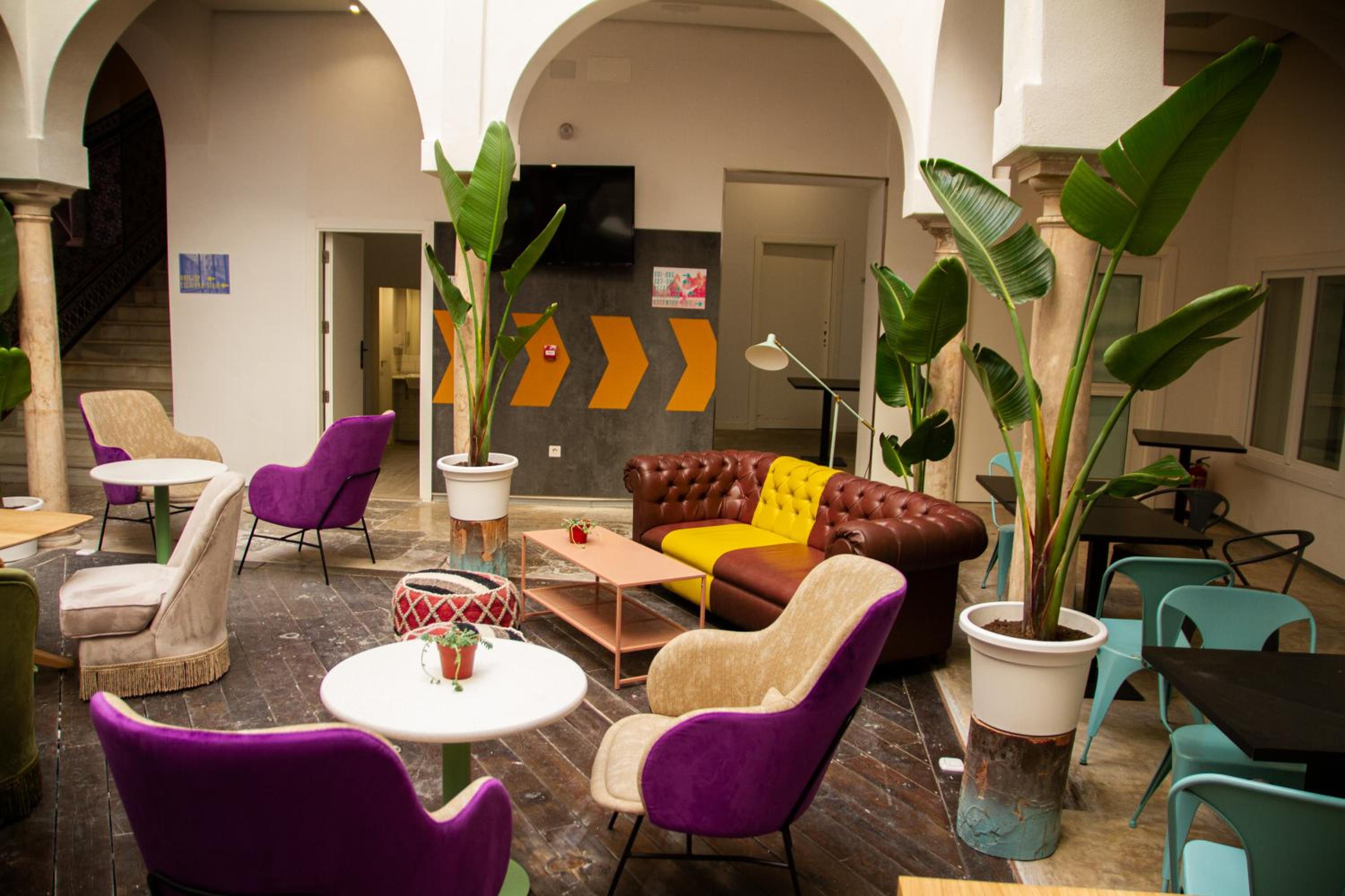 lounge