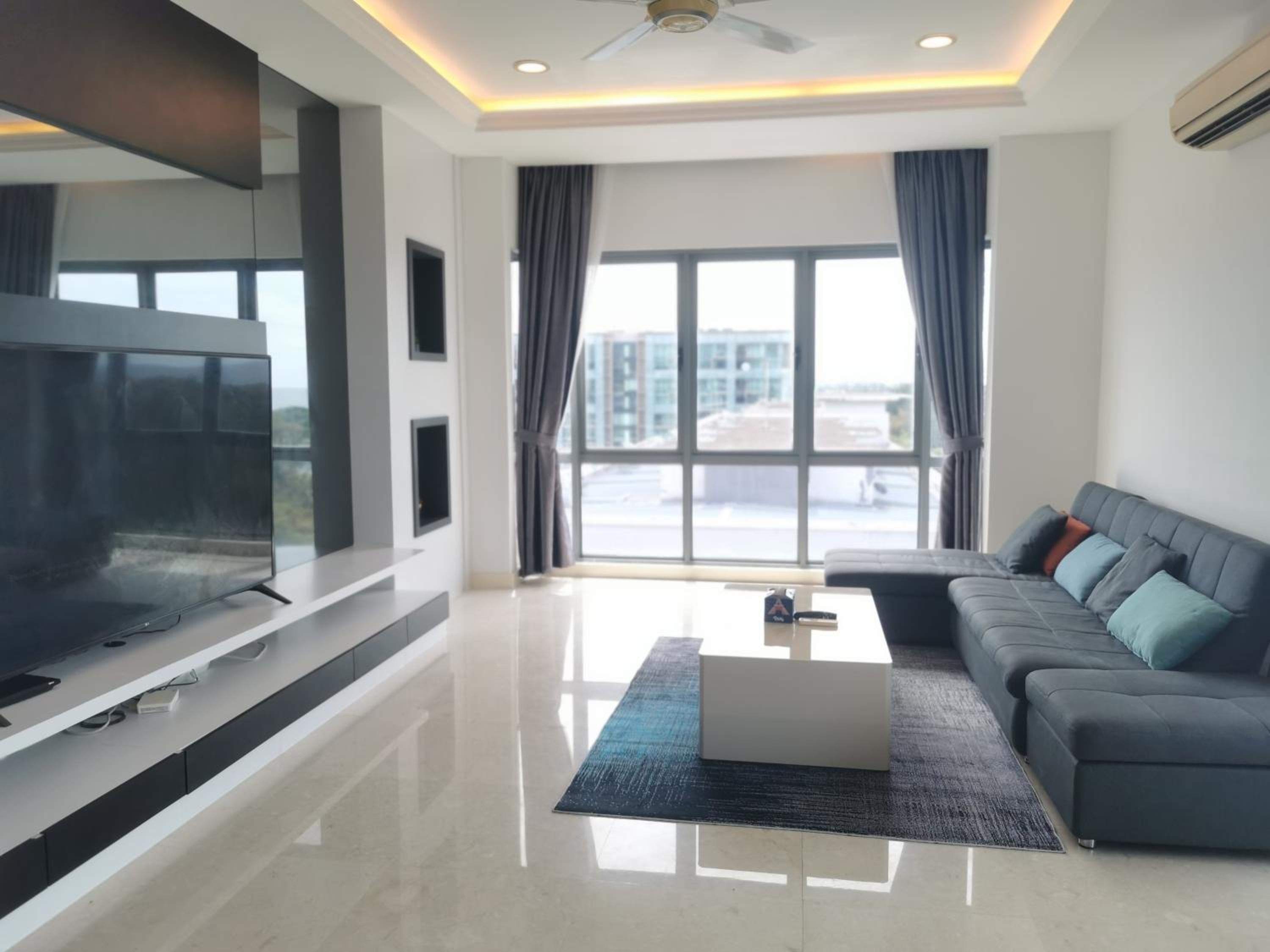The Loft Residence at Imago KK Times Square photo 8