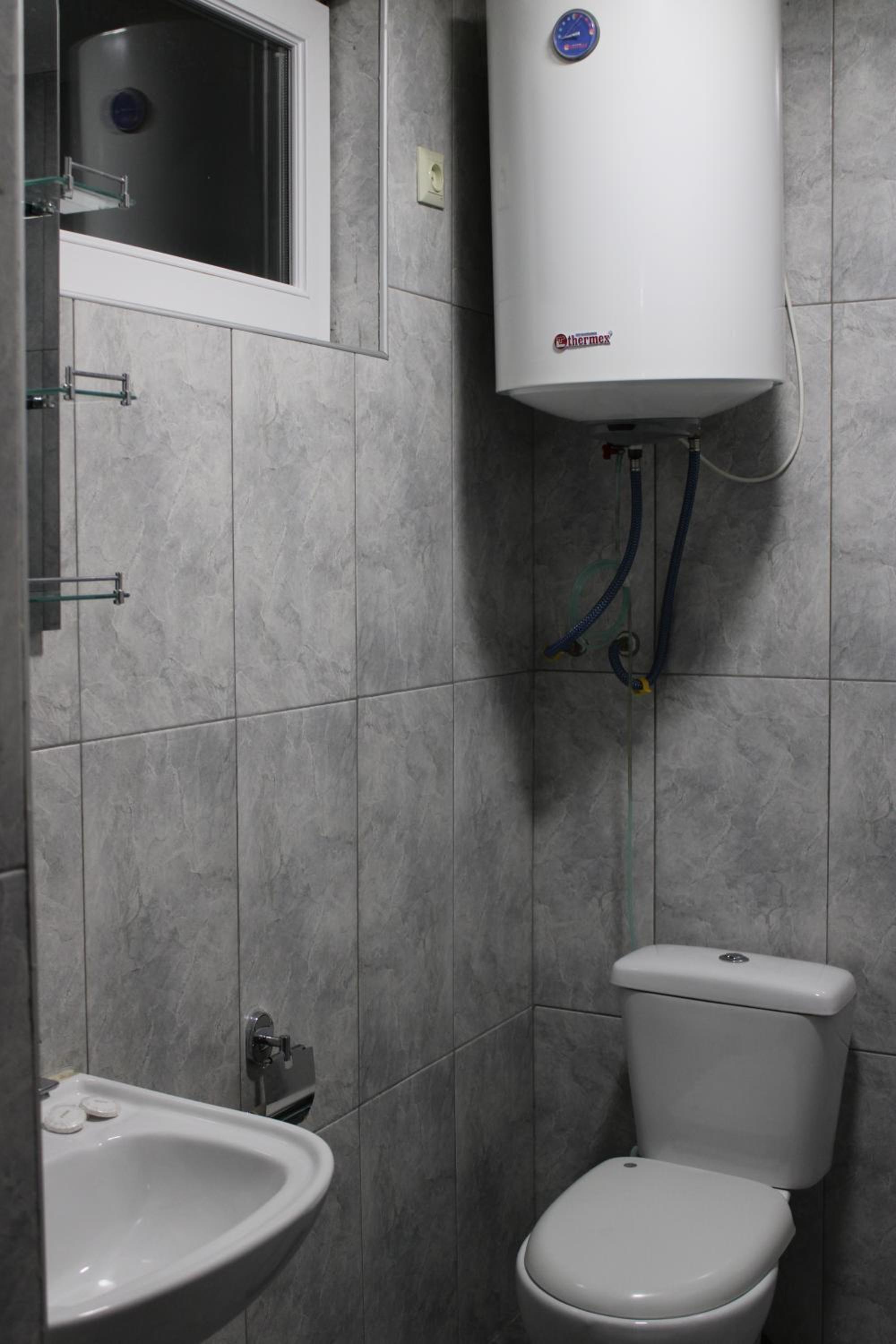 Photo 21