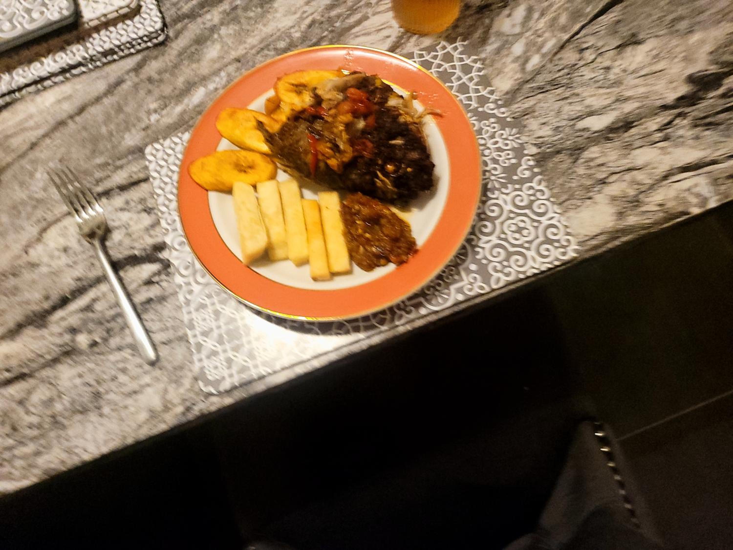 Hidden Treasure-Netflix and Wi-Fi-Basement flat