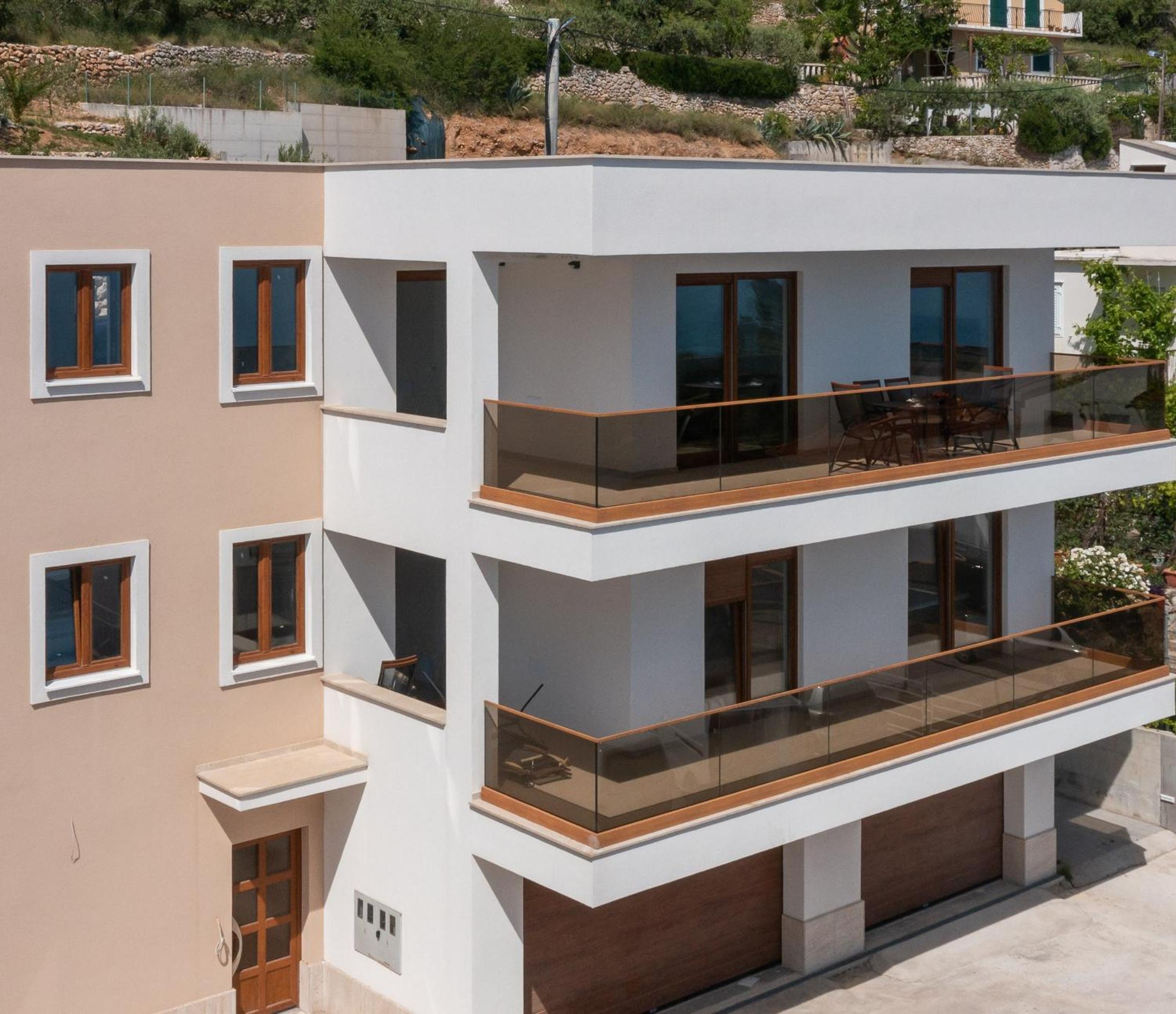 Hotel Beach Deluxe Villa - Image 1