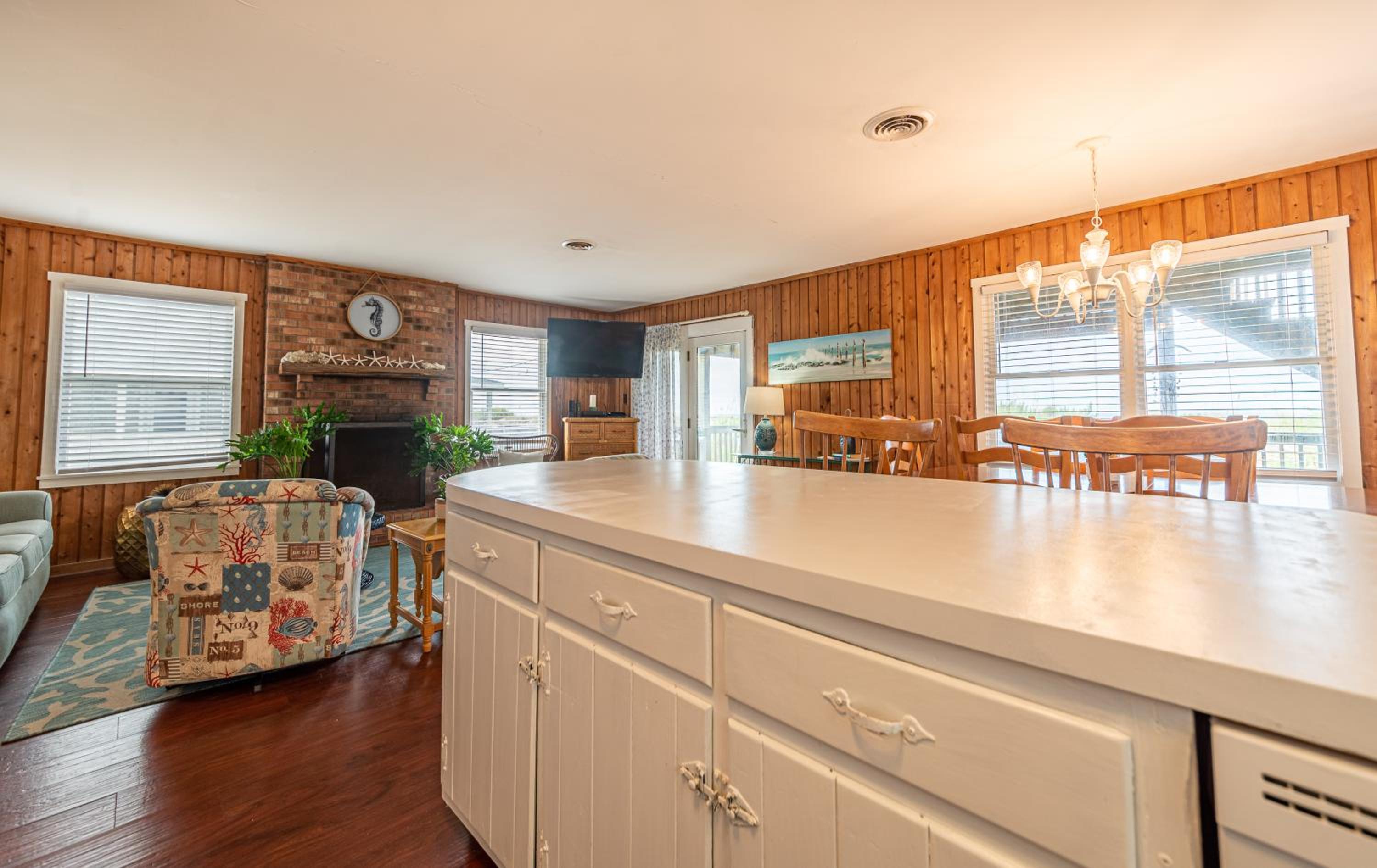 Serendipity - KDH MP 6.5, Oceanfront, Amazing Ocean View, Hot Tub, Pets OK, YR Flex Stays