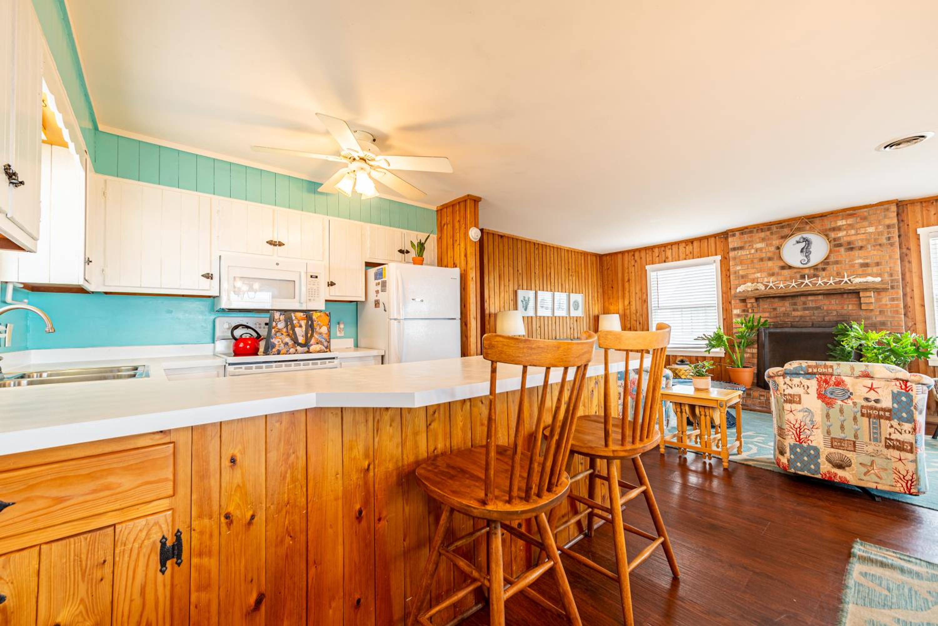 Serendipity - KDH MP 6.5, Oceanfront, Amazing Ocean View, Hot Tub, Pets OK, YR Flex Stays