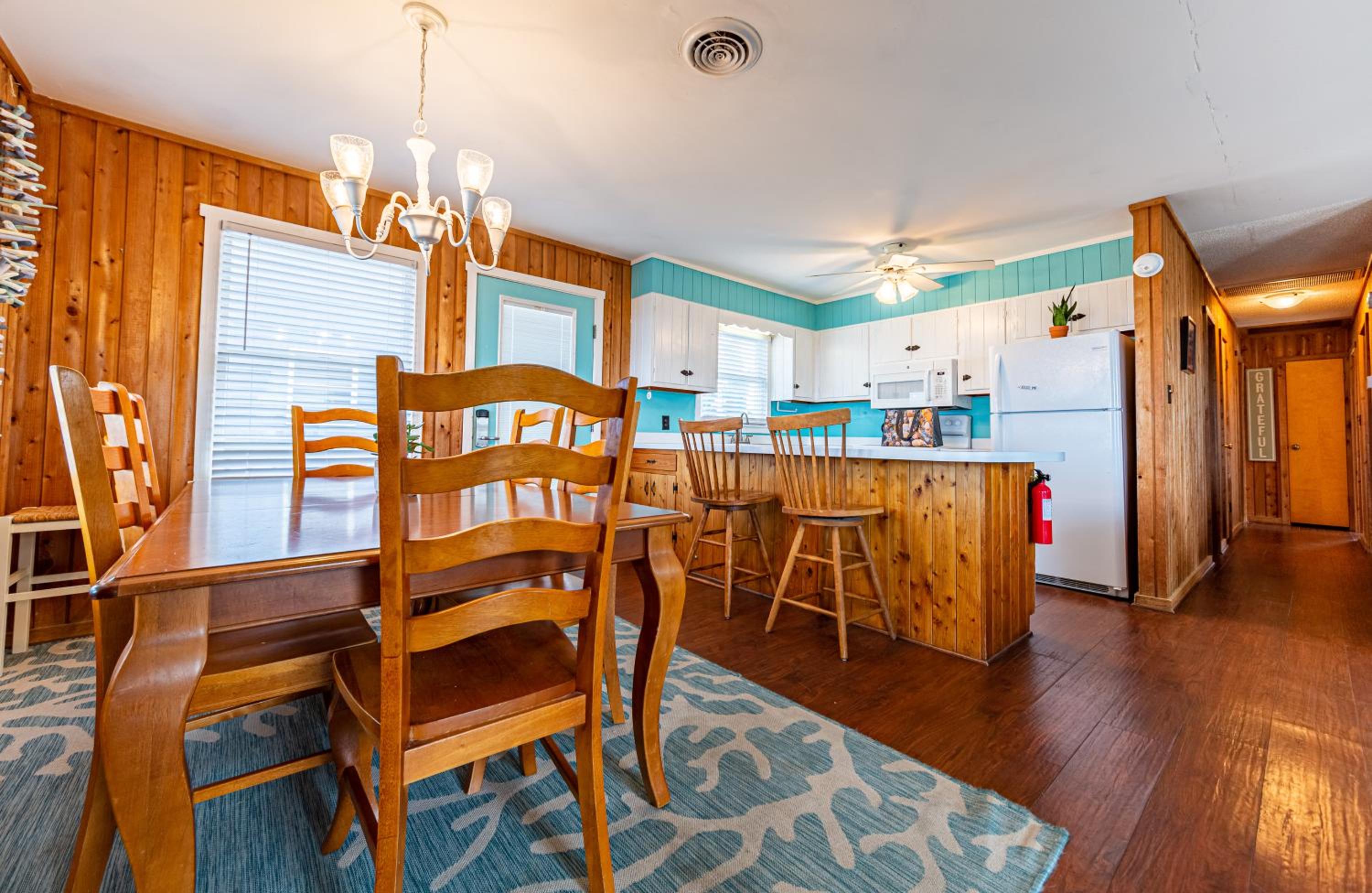 Serendipity - KDH MP 6.5, Oceanfront, Amazing Ocean View, Hot Tub, Pets OK, YR Flex Stays