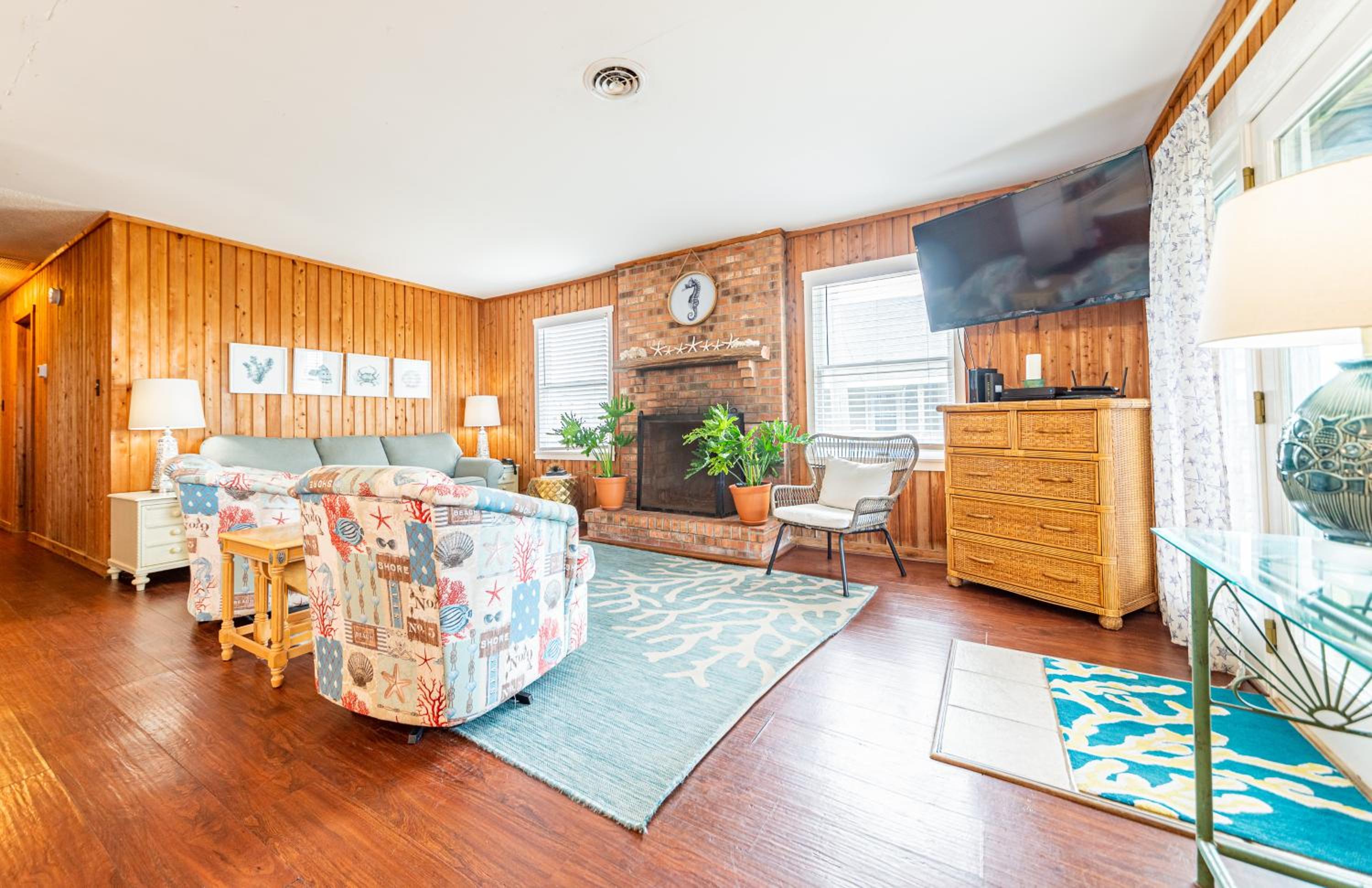 Serendipity - KDH MP 6.5, Oceanfront, Amazing Ocean View, Hot Tub, Pets OK, YR Flex Stays