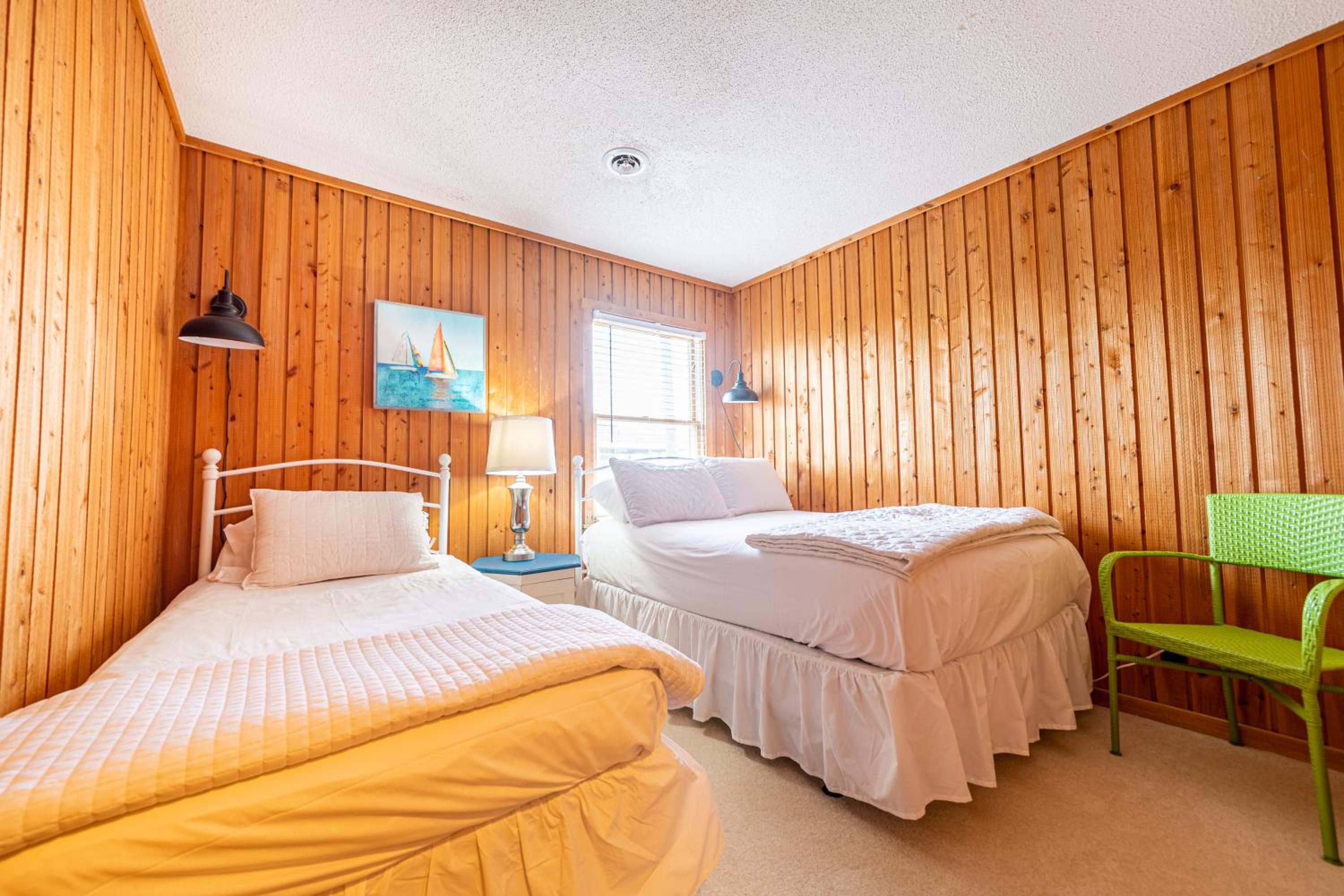 Serendipity - KDH MP 6.5, Oceanfront, Amazing Ocean View, Hot Tub, Pets OK, YR Flex Stays